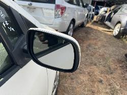 View TOYOTA YARIS 2006 3 Door Hatchback Breaking
