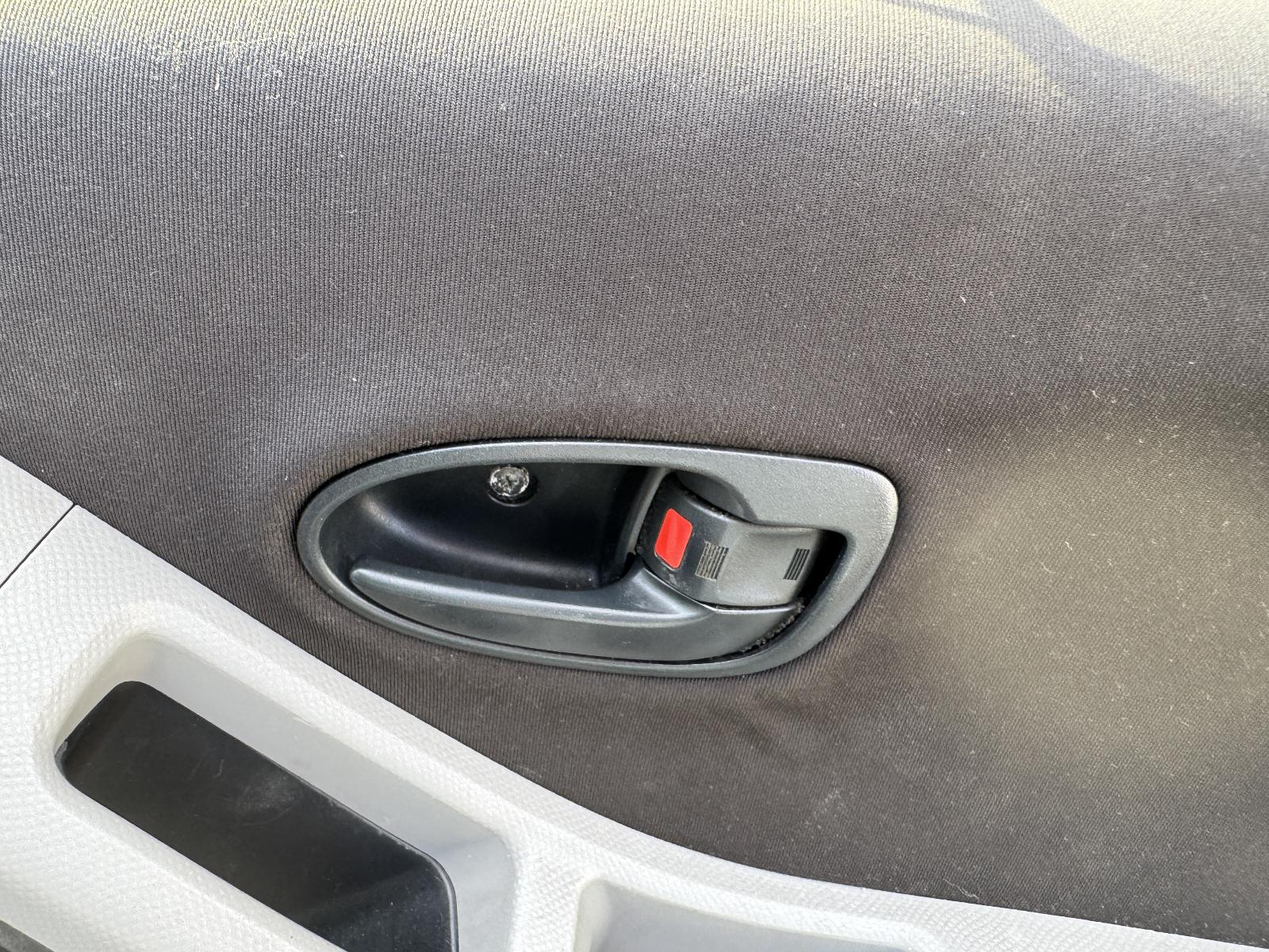 View TOYOTA YARIS 2006 3 Door Hatchback Breaking