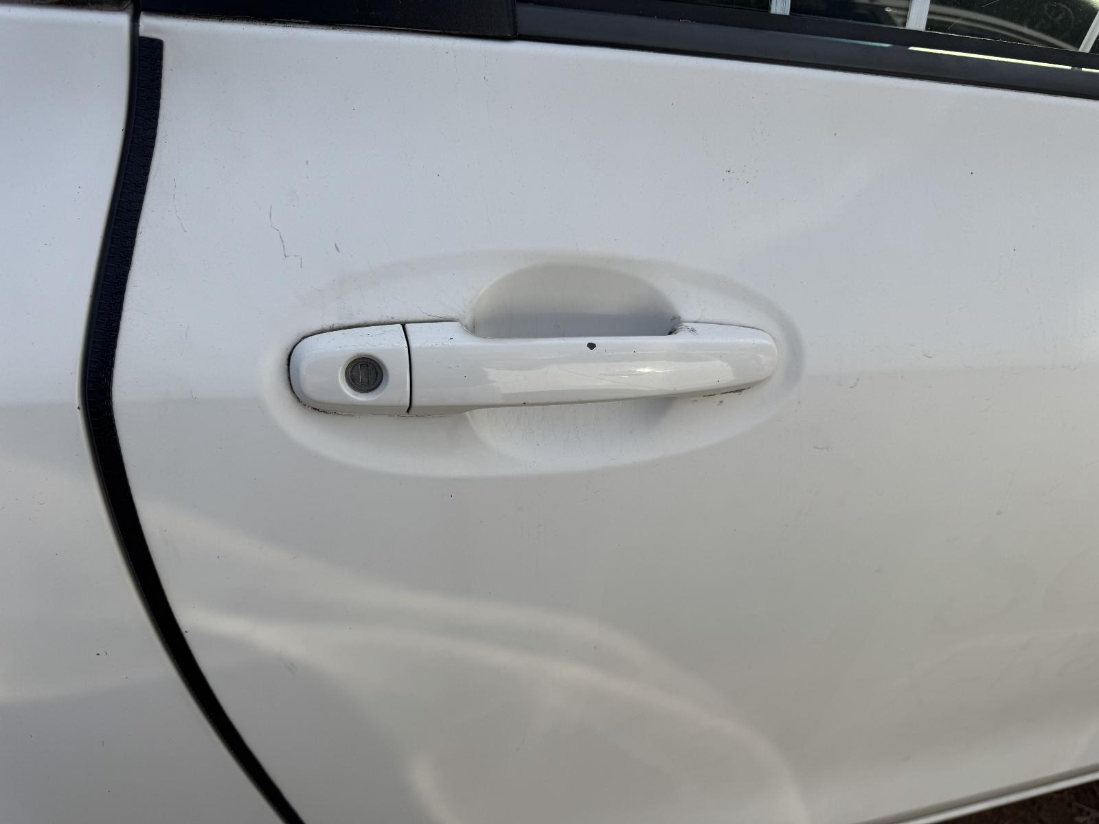 View TOYOTA YARIS 2006 3 Door Hatchback Breaking