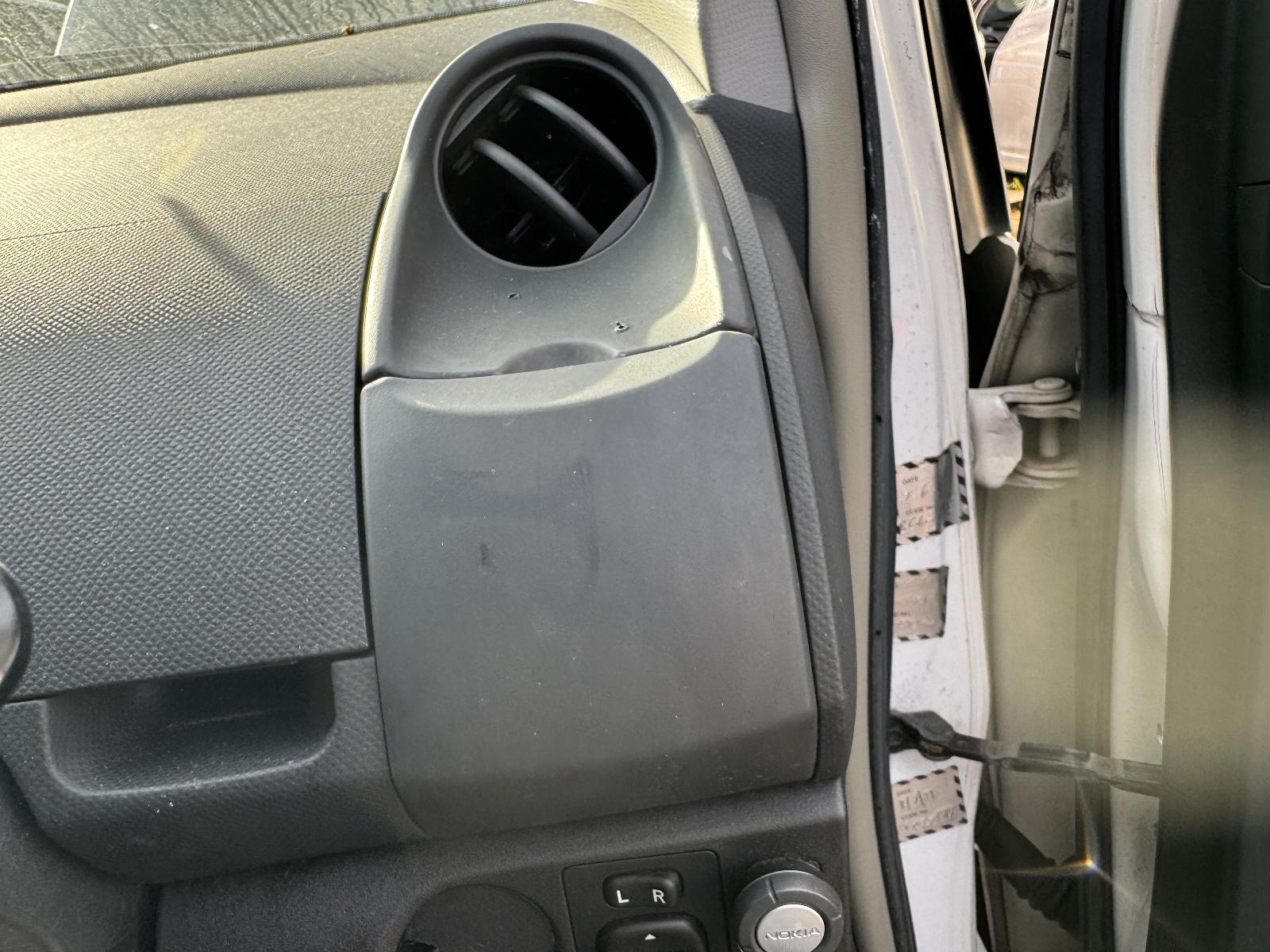 View TOYOTA YARIS 2006 3 Door Hatchback Breaking
