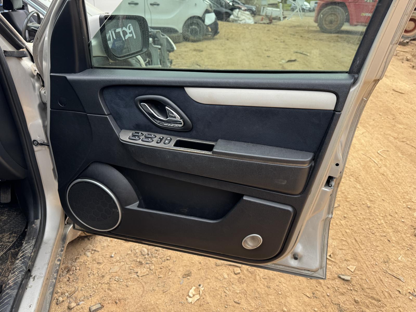 View FORD ESCAPE 2007 4 Door Station Wagon Breaking