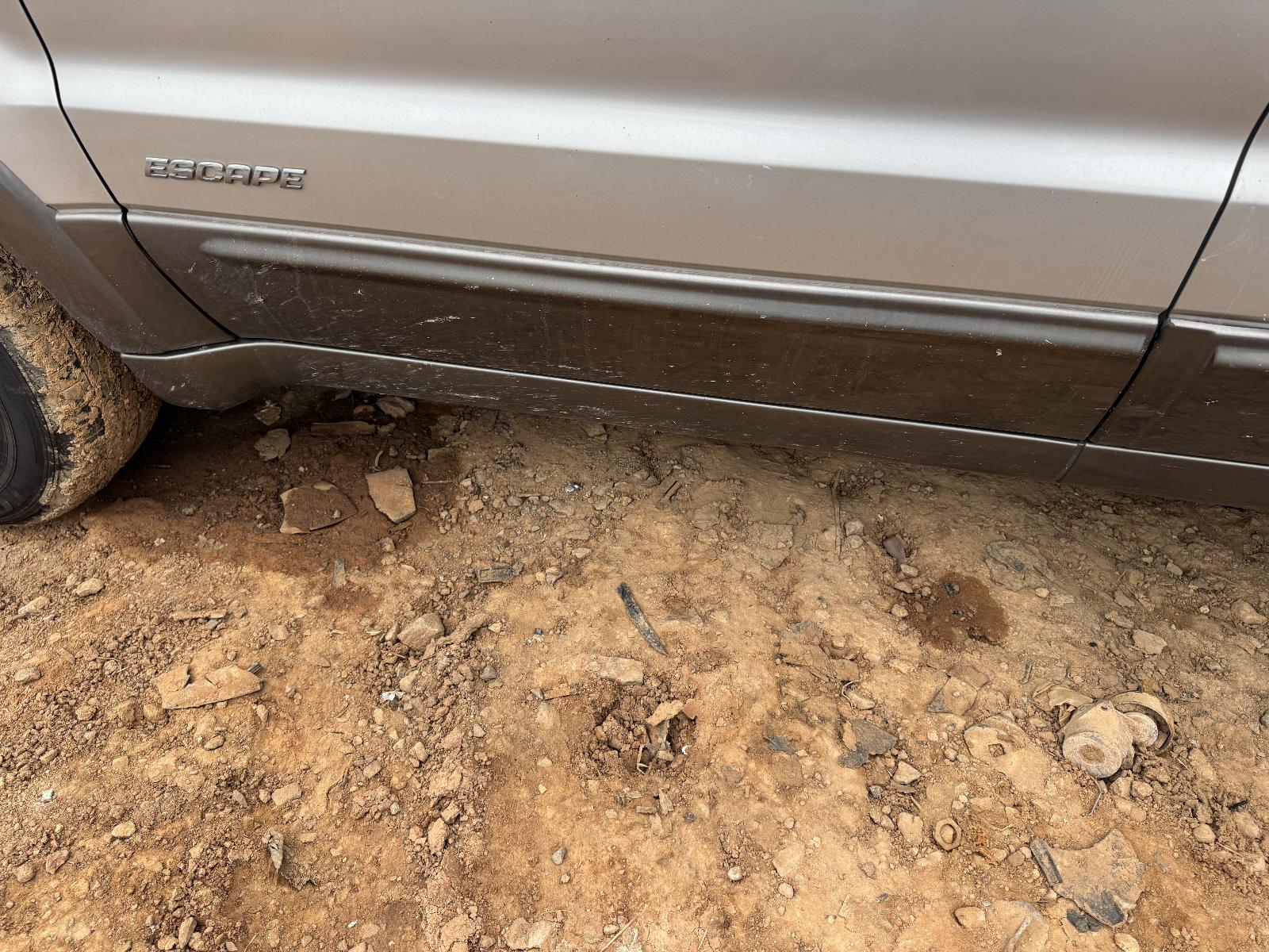View FORD ESCAPE 2007 4 Door Station Wagon Breaking
