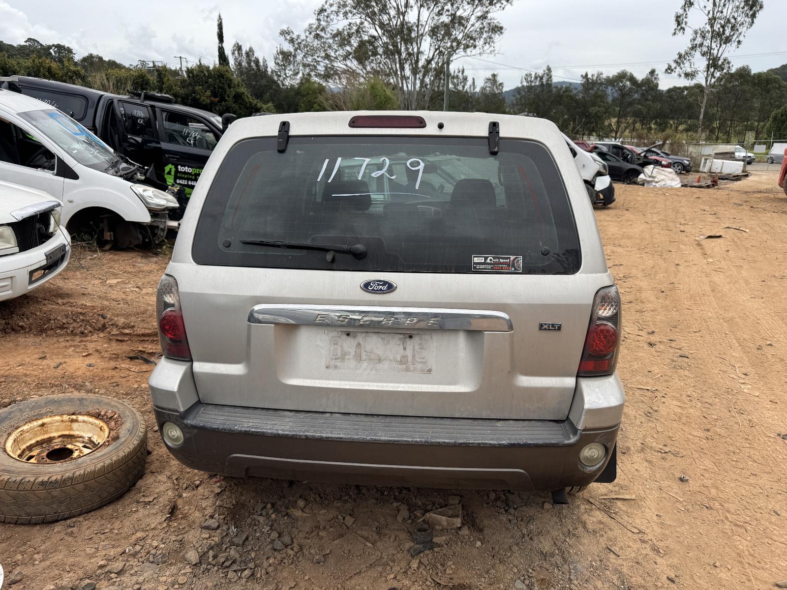 View FORD ESCAPE 2007 4 Door Station Wagon Breaking
