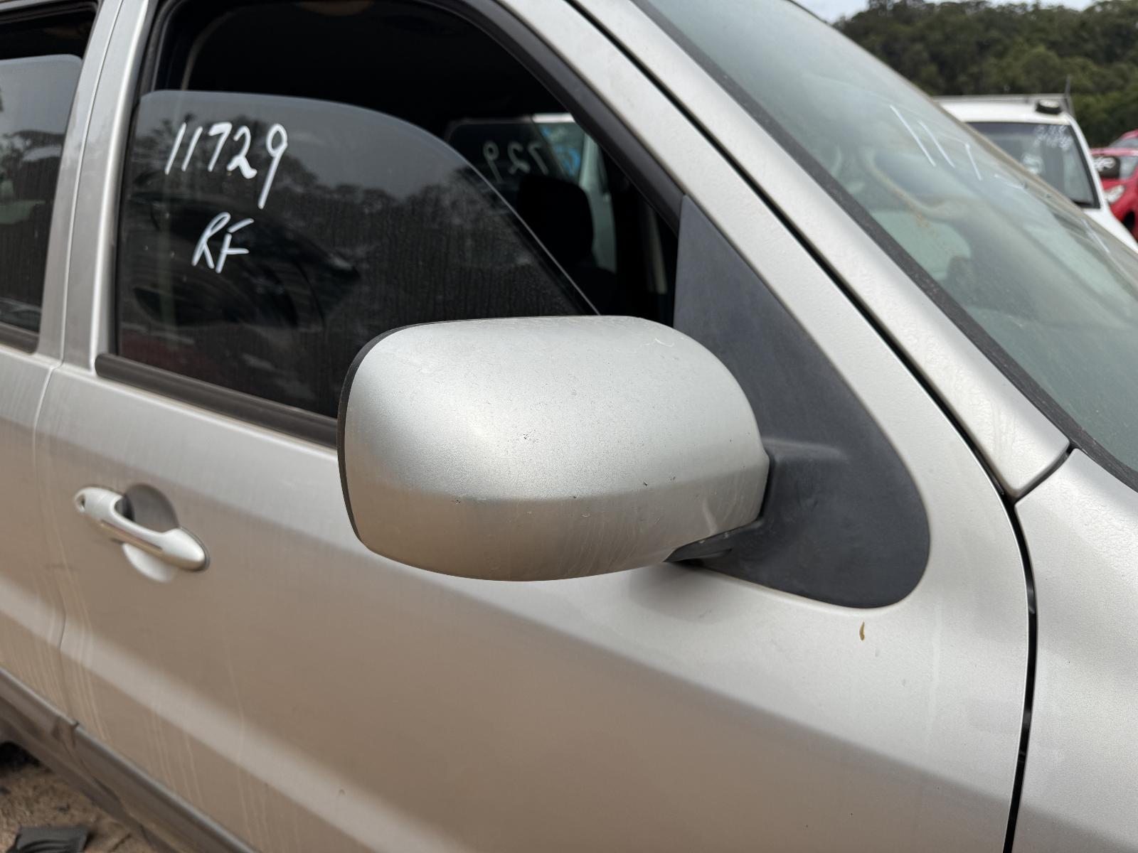 View FORD ESCAPE 2007 4 Door Station Wagon Breaking