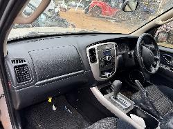 View FORD ESCAPE 2007 4 Door Station Wagon Breaking