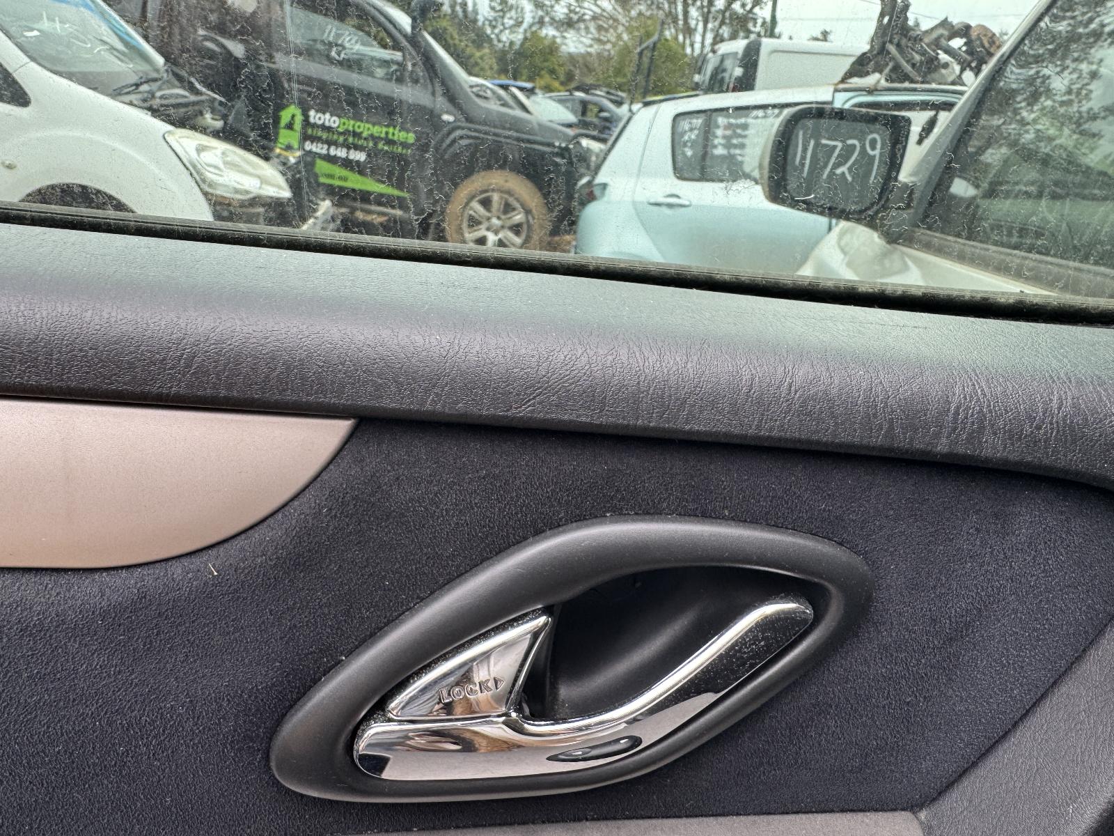 View FORD ESCAPE 2007 4 Door Station Wagon Breaking