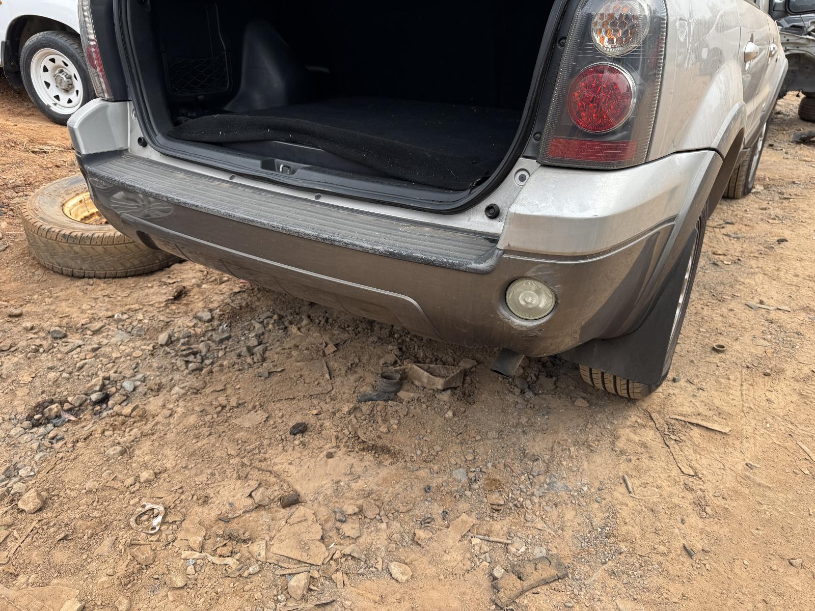 View FORD ESCAPE 2007 4 Door Station Wagon Breaking