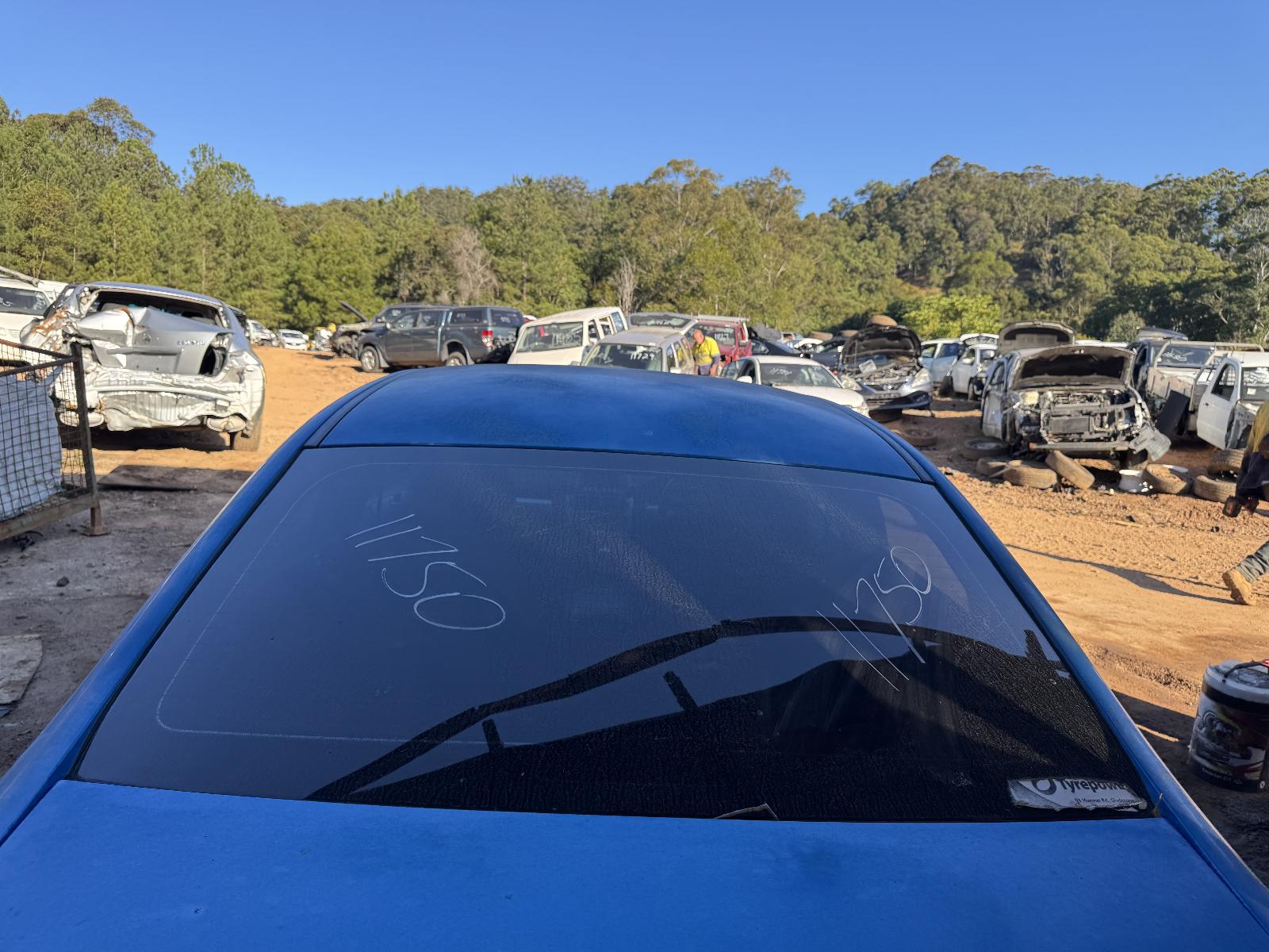View FORD FALCON 2010 4 Door Sedan Breaking