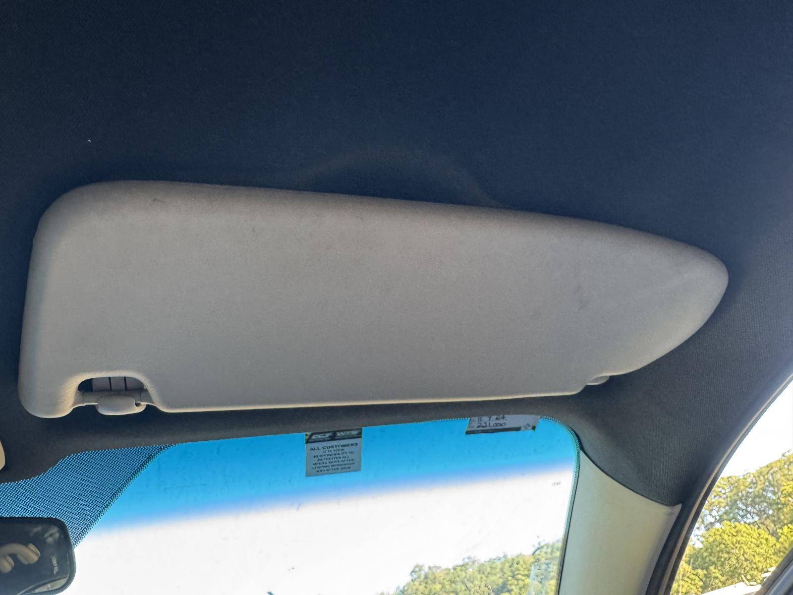 View FORD FALCON 2010 4 Door Sedan Breaking