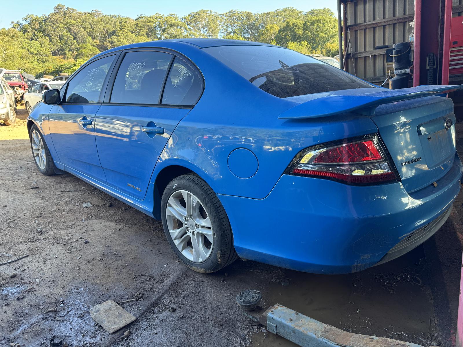View FORD FALCON 2010 4 Door Sedan Breaking