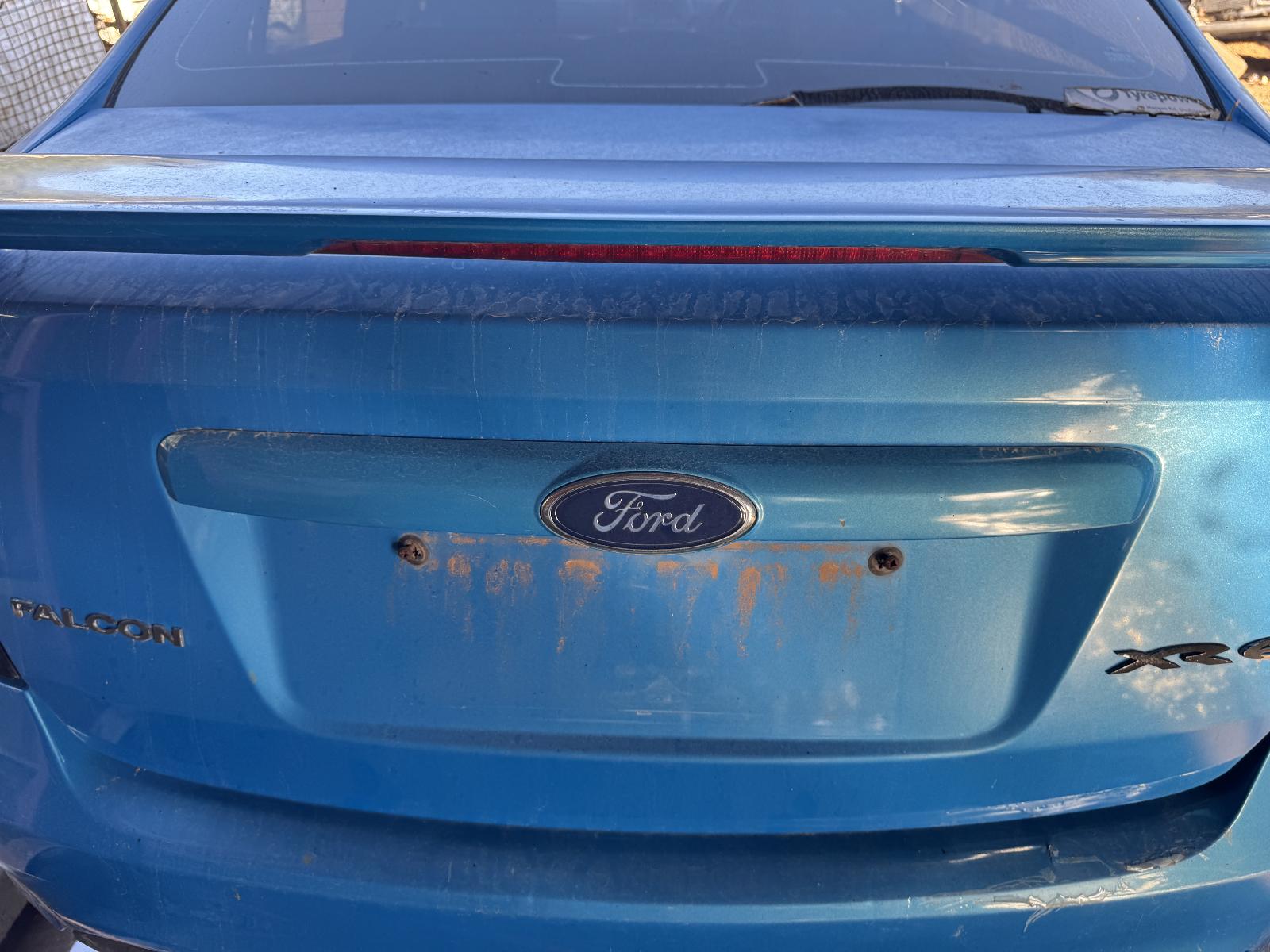 View FORD FALCON 2010 4 Door Sedan Breaking