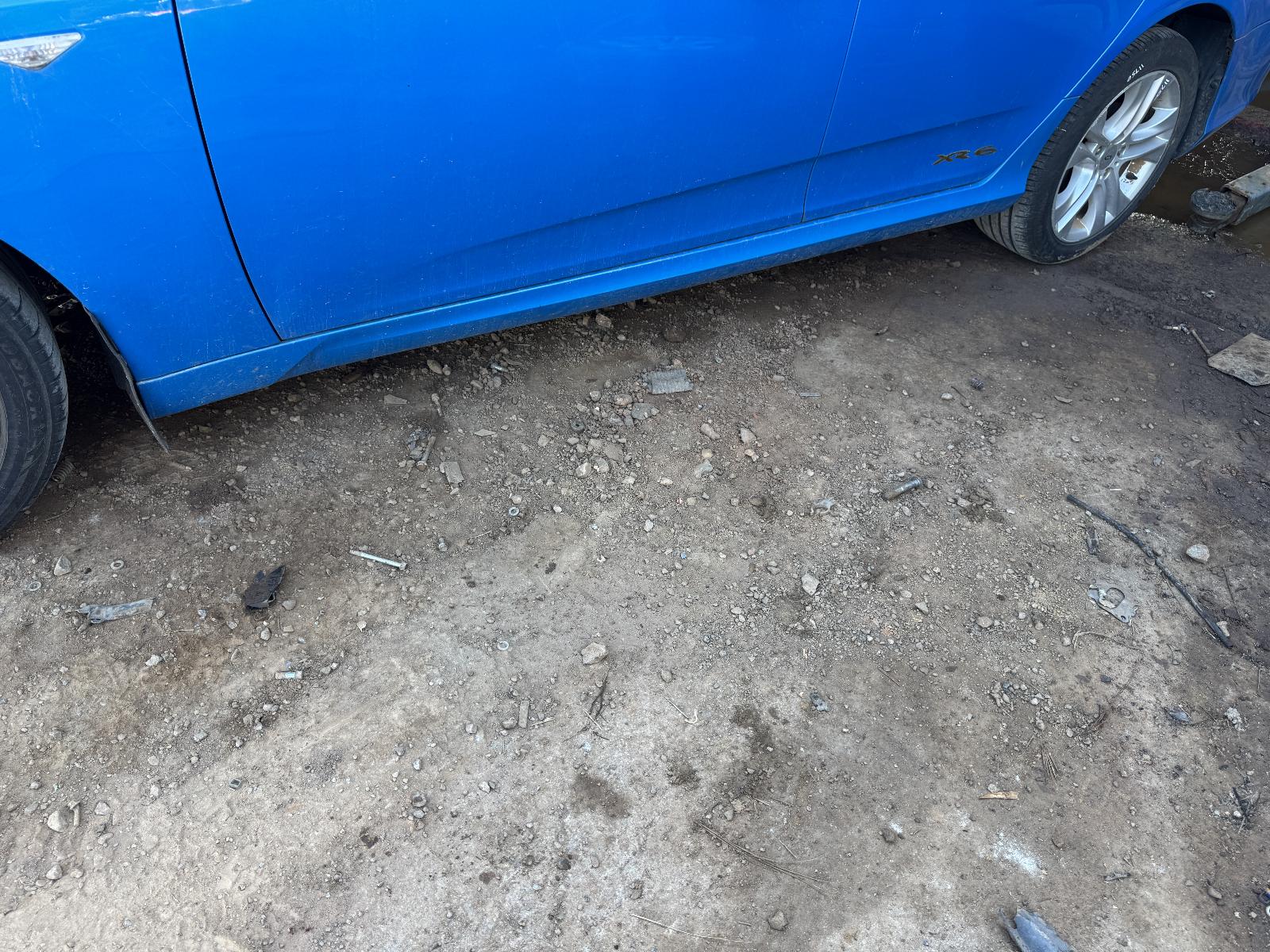 View FORD FALCON 2010 4 Door Sedan Breaking