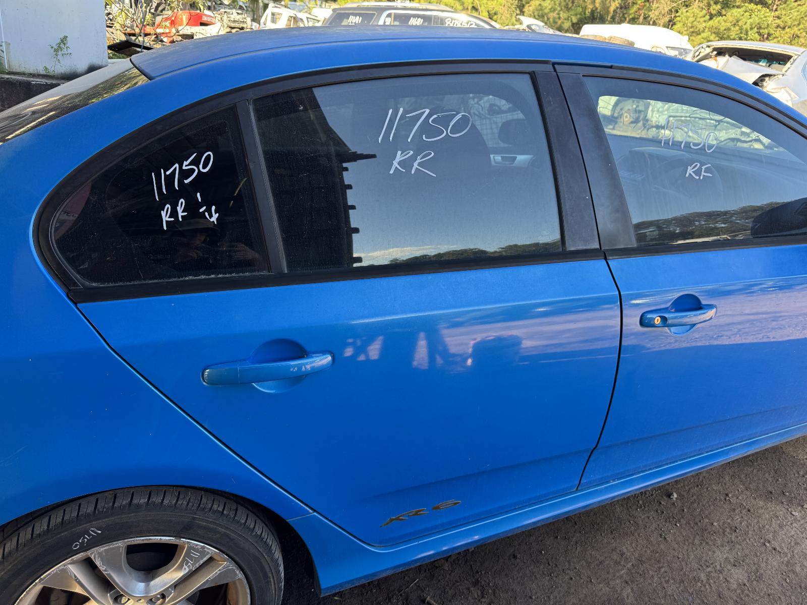 View FORD FALCON 2010 4 Door Sedan Breaking