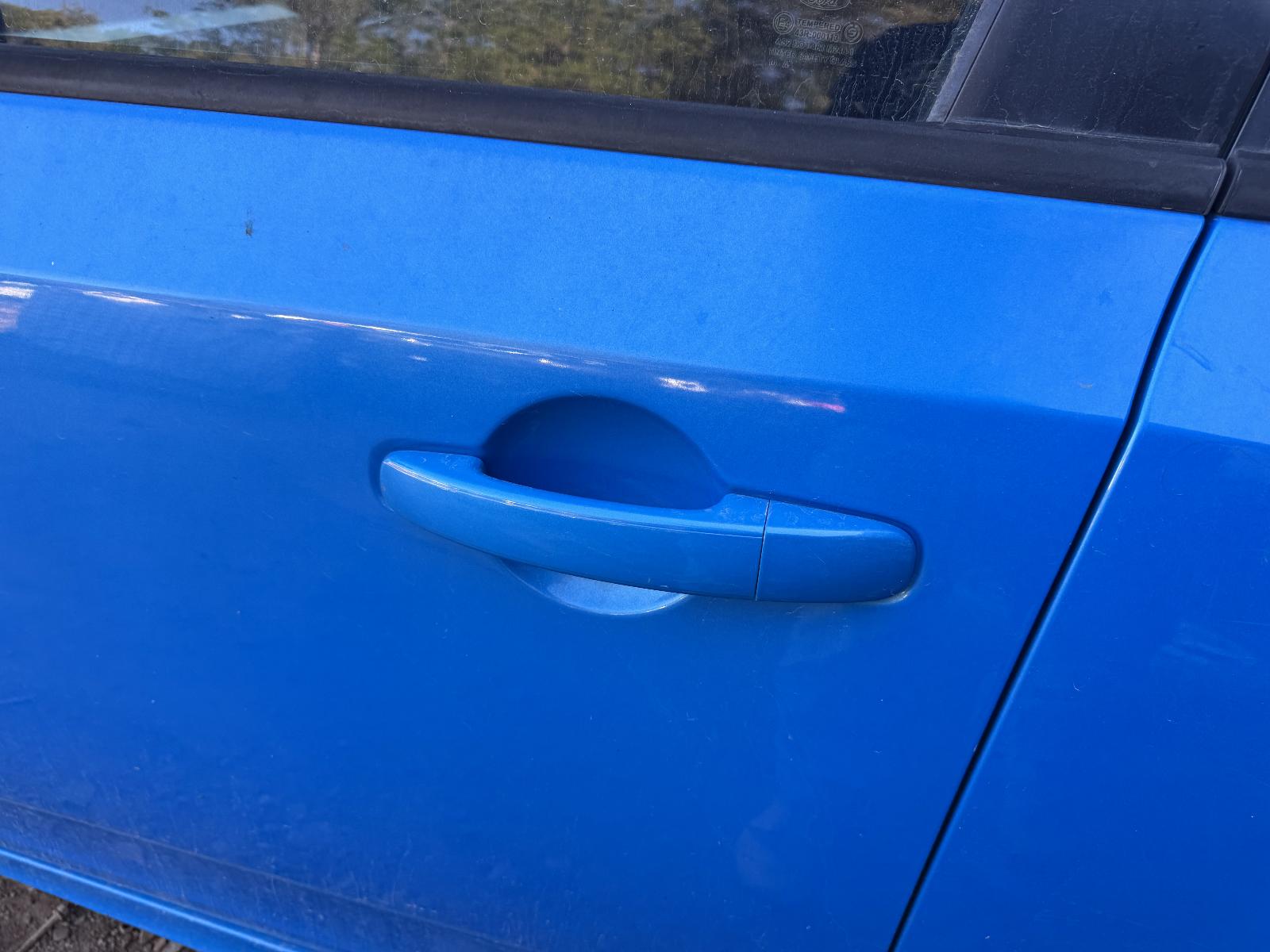 View FORD FALCON 2010 4 Door Sedan Breaking