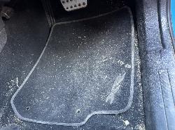 View FORD FALCON 2010 4 Door Sedan Breaking