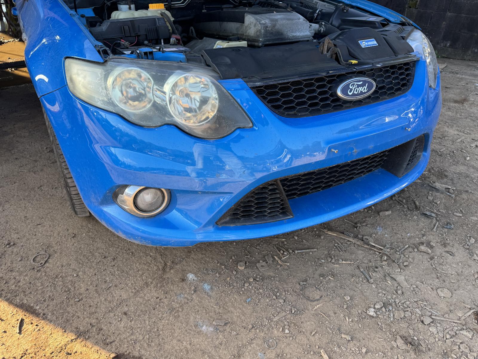 View FORD FALCON 2010 4 Door Sedan Breaking