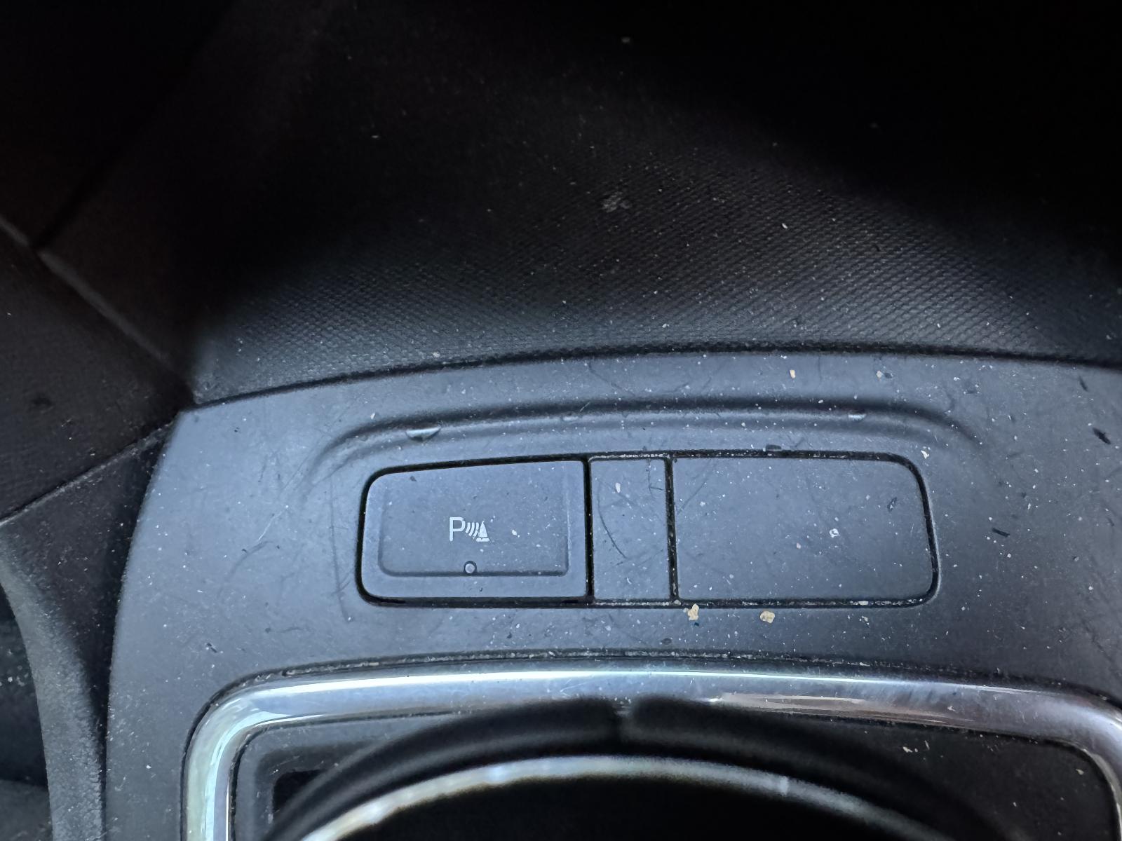 View HOLDEN EQUINOX 2018 5 Door Station Wagon Breaking