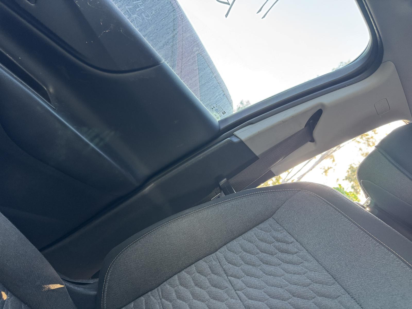 View HOLDEN EQUINOX 2018 5 Door Station Wagon Breaking
