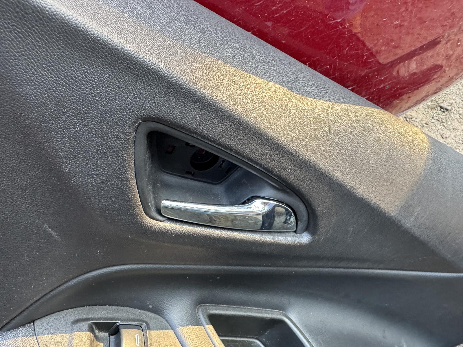 View HOLDEN EQUINOX 2018 5 Door Station Wagon Breaking