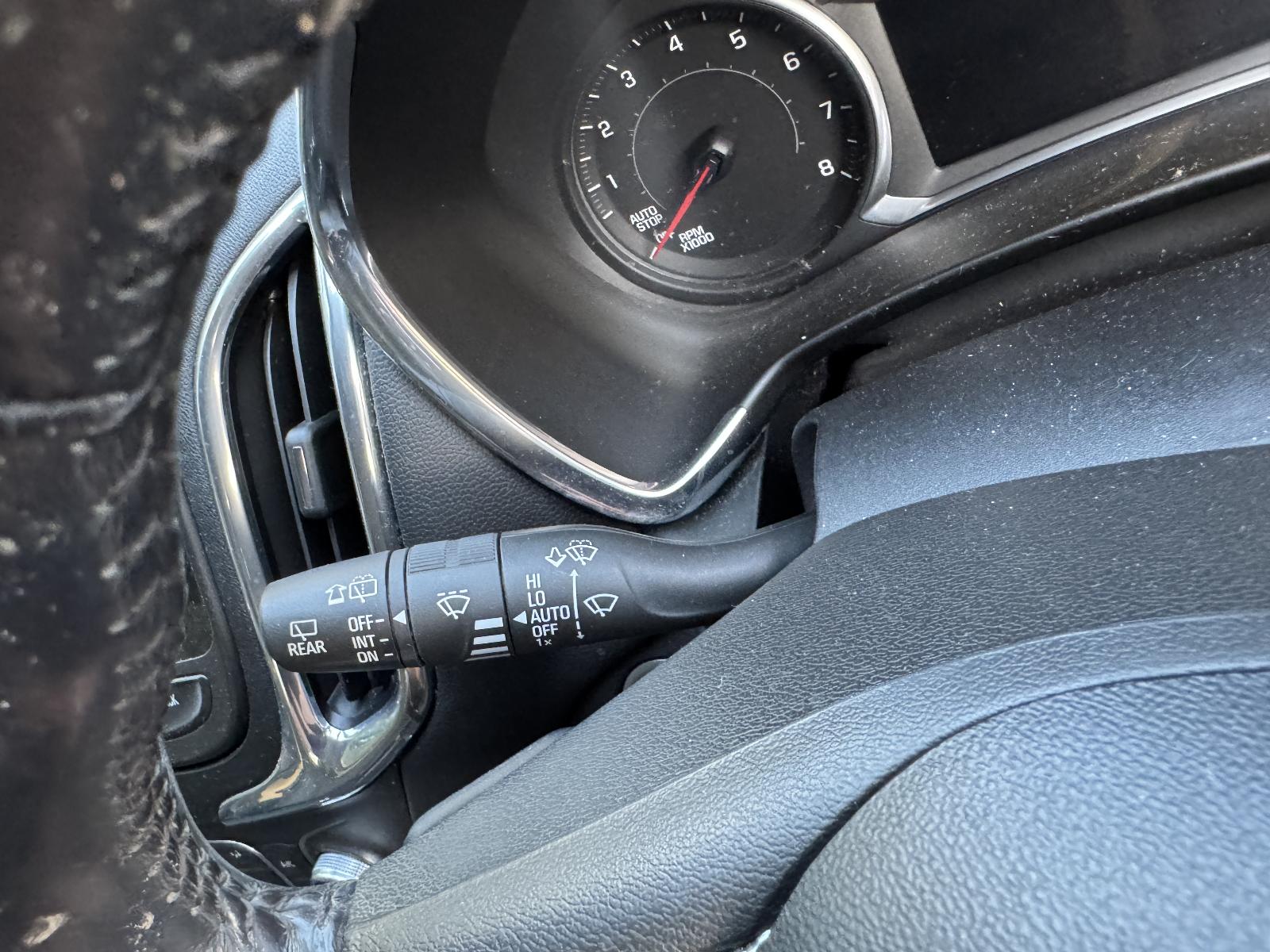 View HOLDEN EQUINOX 2018 5 Door Station Wagon Breaking