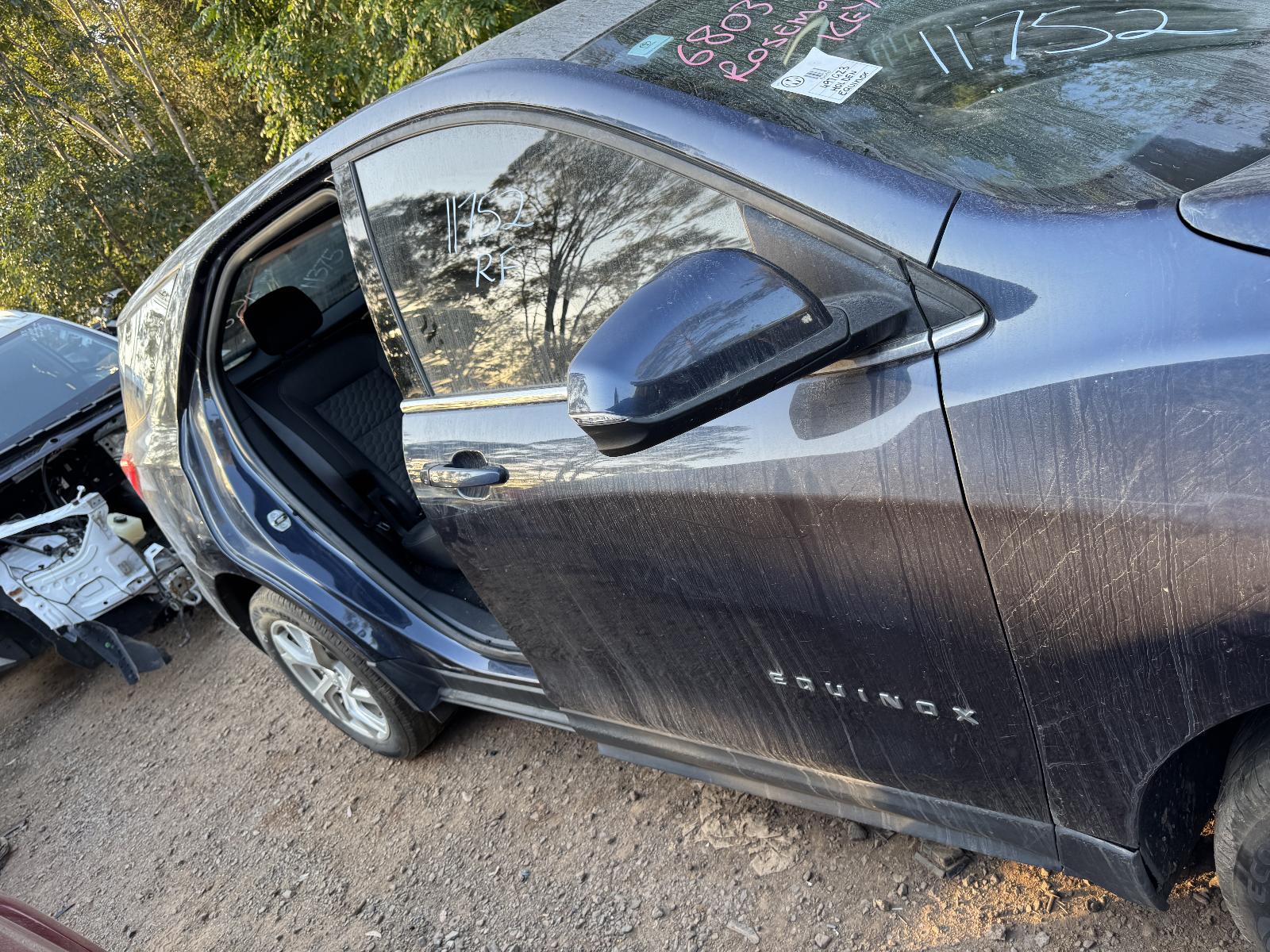 View HOLDEN EQUINOX 2018 5 Door Station Wagon Breaking