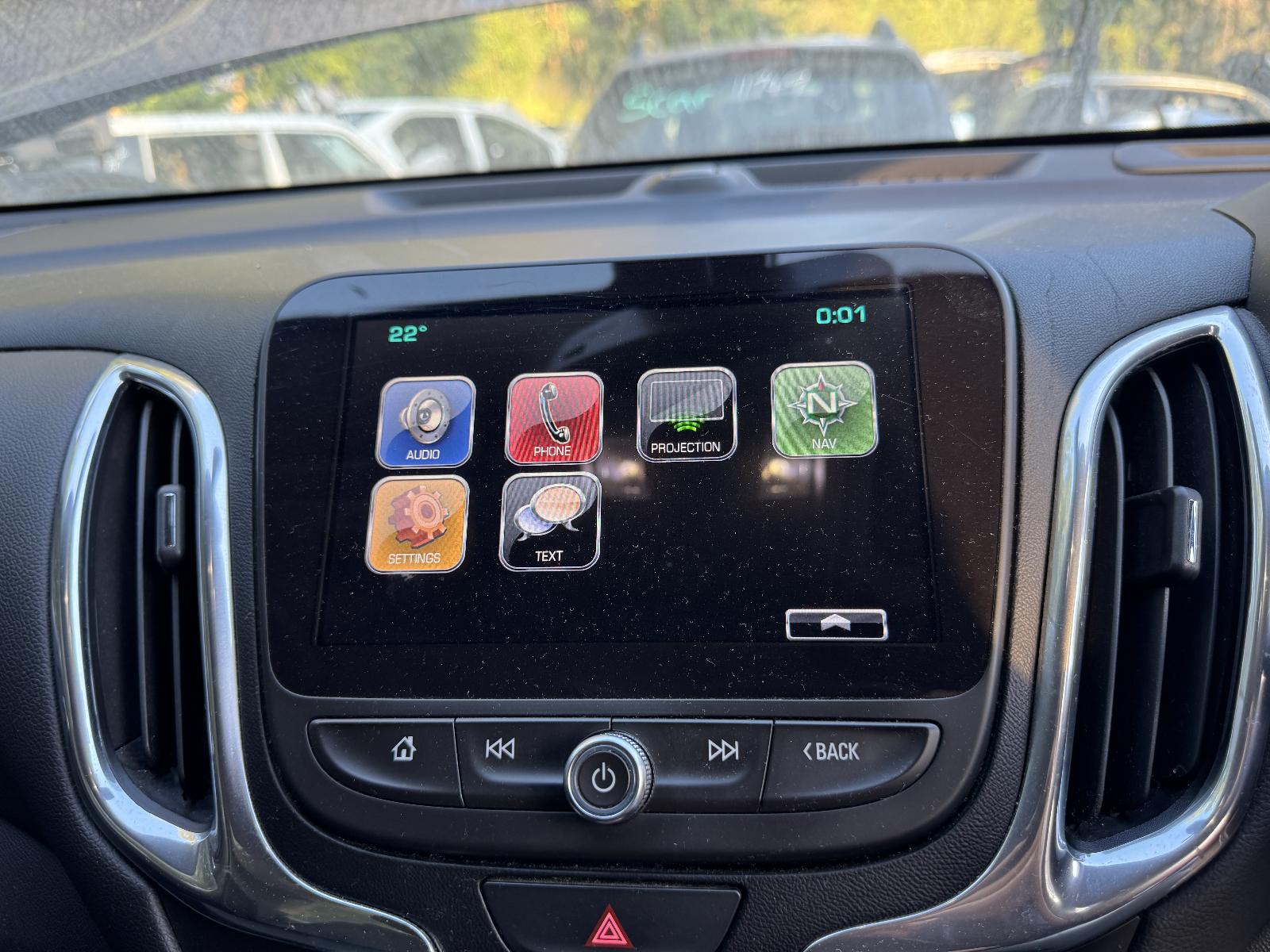 View HOLDEN EQUINOX 2018 5 Door Station Wagon Breaking