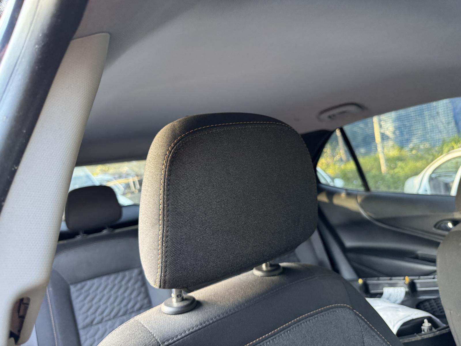 View HOLDEN EQUINOX 2018 5 Door Station Wagon Breaking