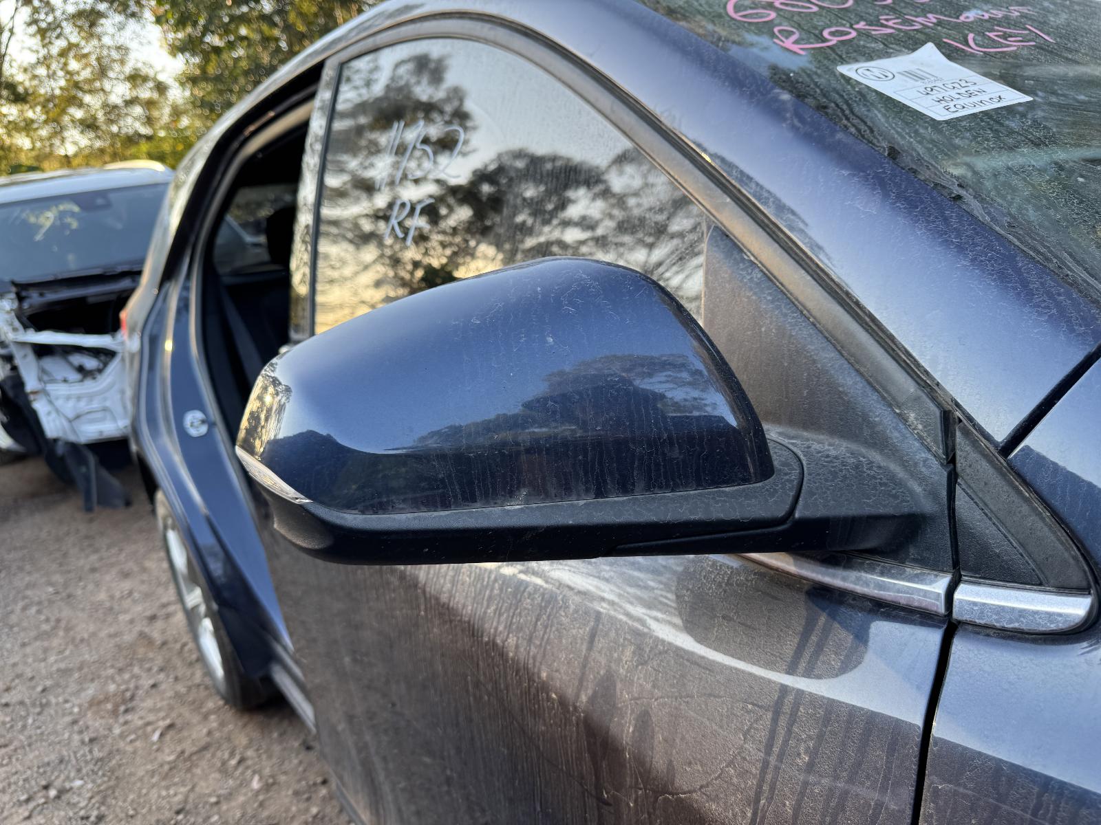 View HOLDEN EQUINOX 2018 5 Door Station Wagon Breaking