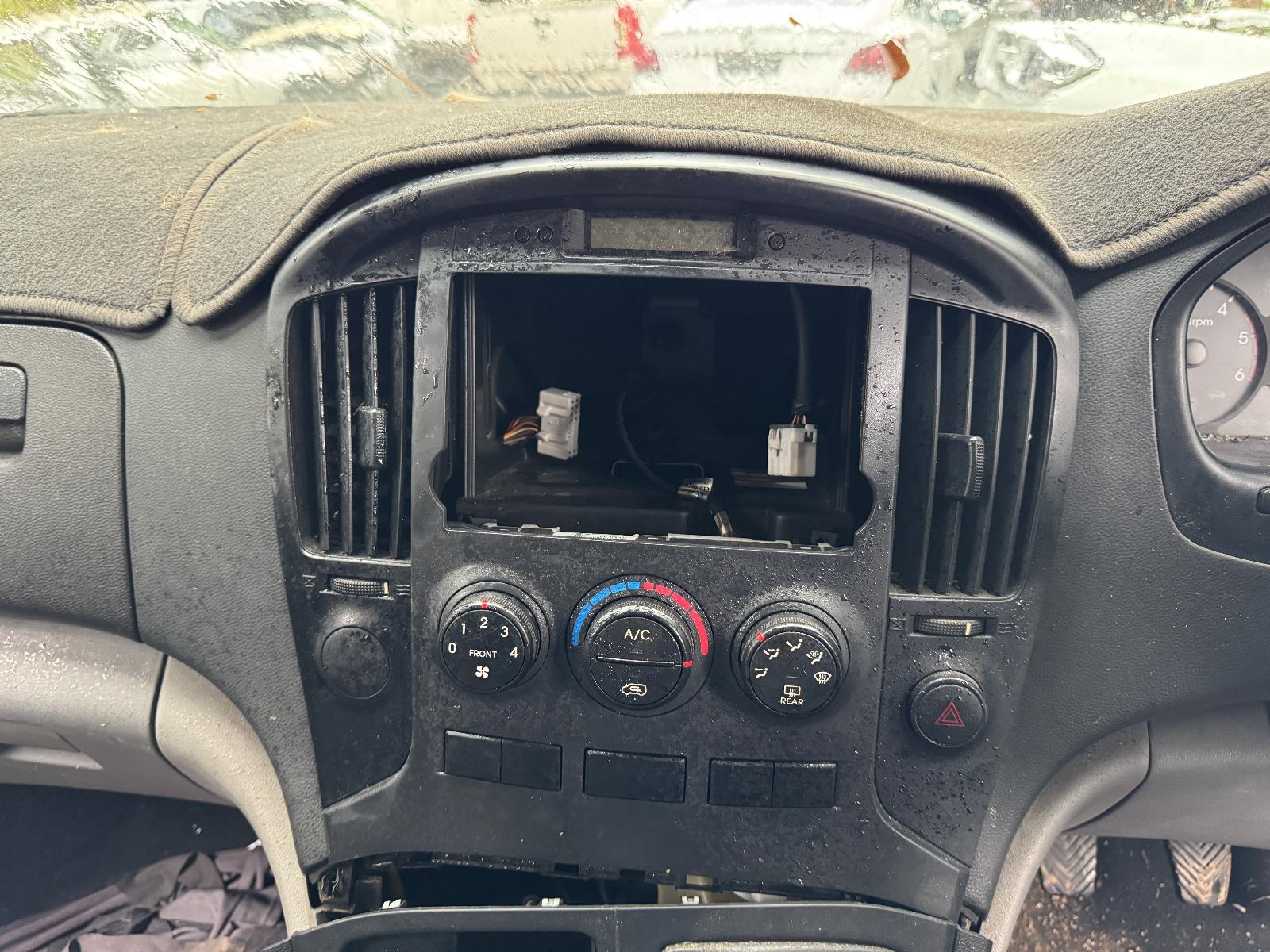 View Auto part Engine HYUNDAI ILOAD/IMAX 2009