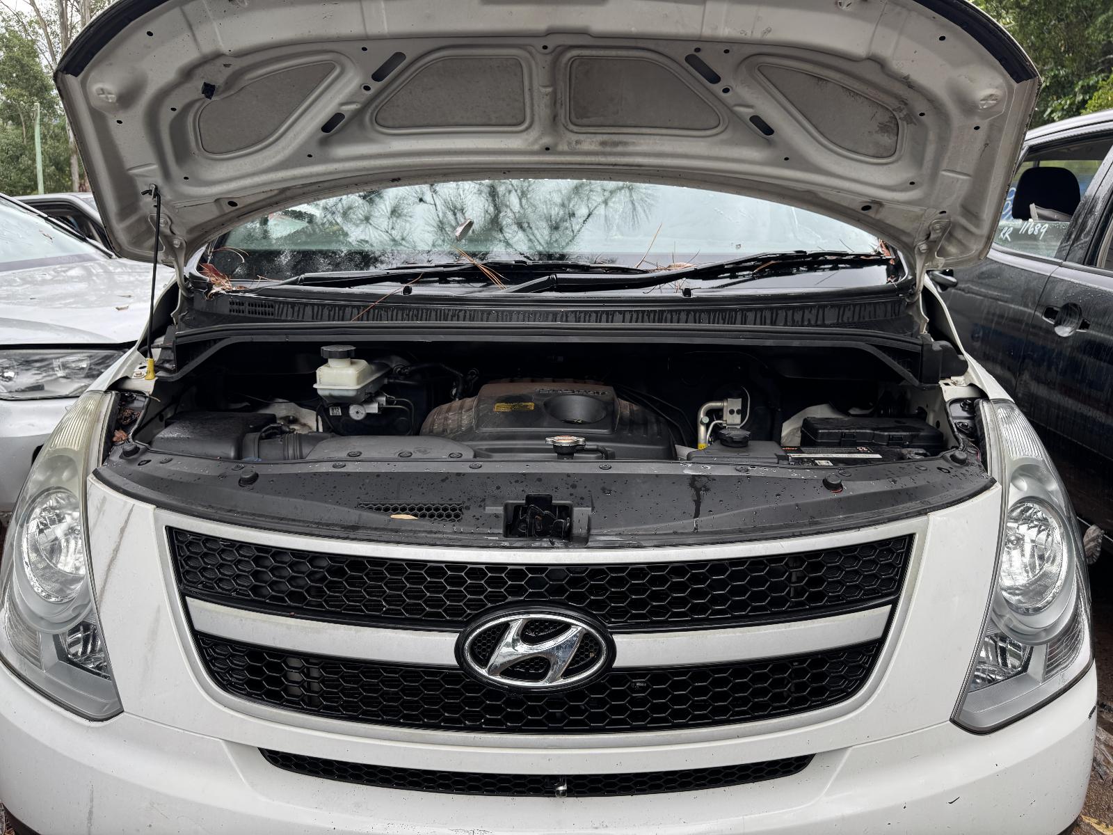 View Auto part Engine HYUNDAI ILOAD/IMAX 2009