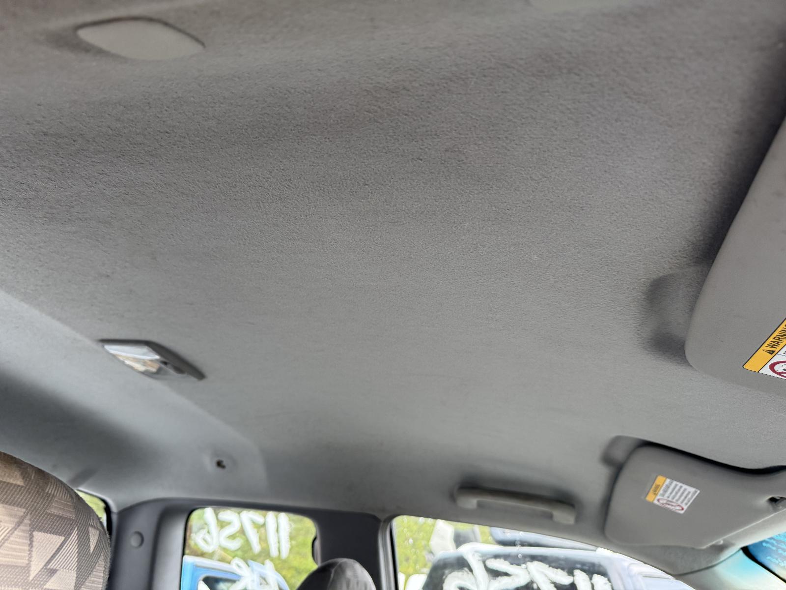 View HOLDEN RODEO 2006 2 Door Utility Breaking