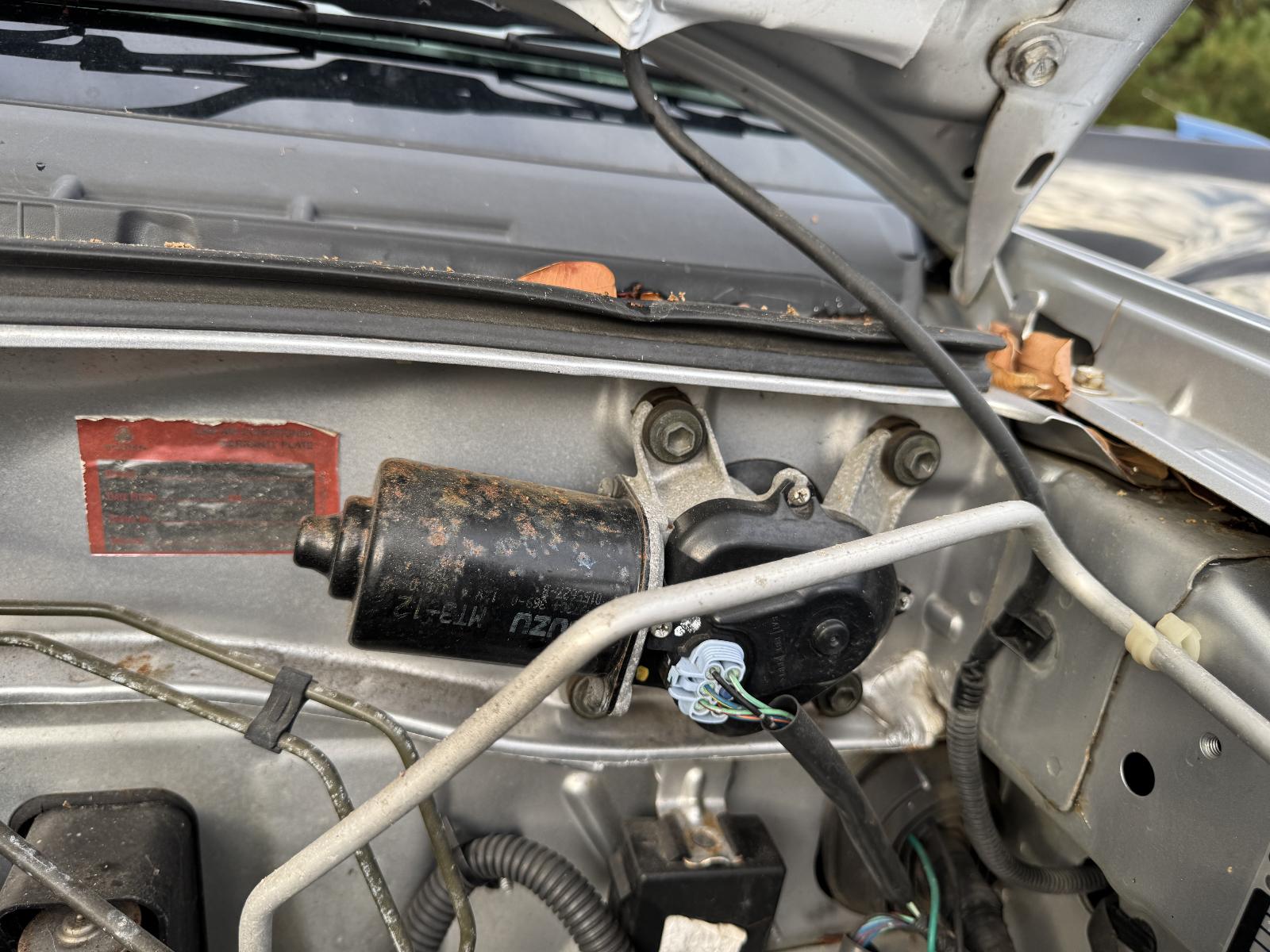 View HOLDEN RODEO 2006 2 Door Utility Breaking