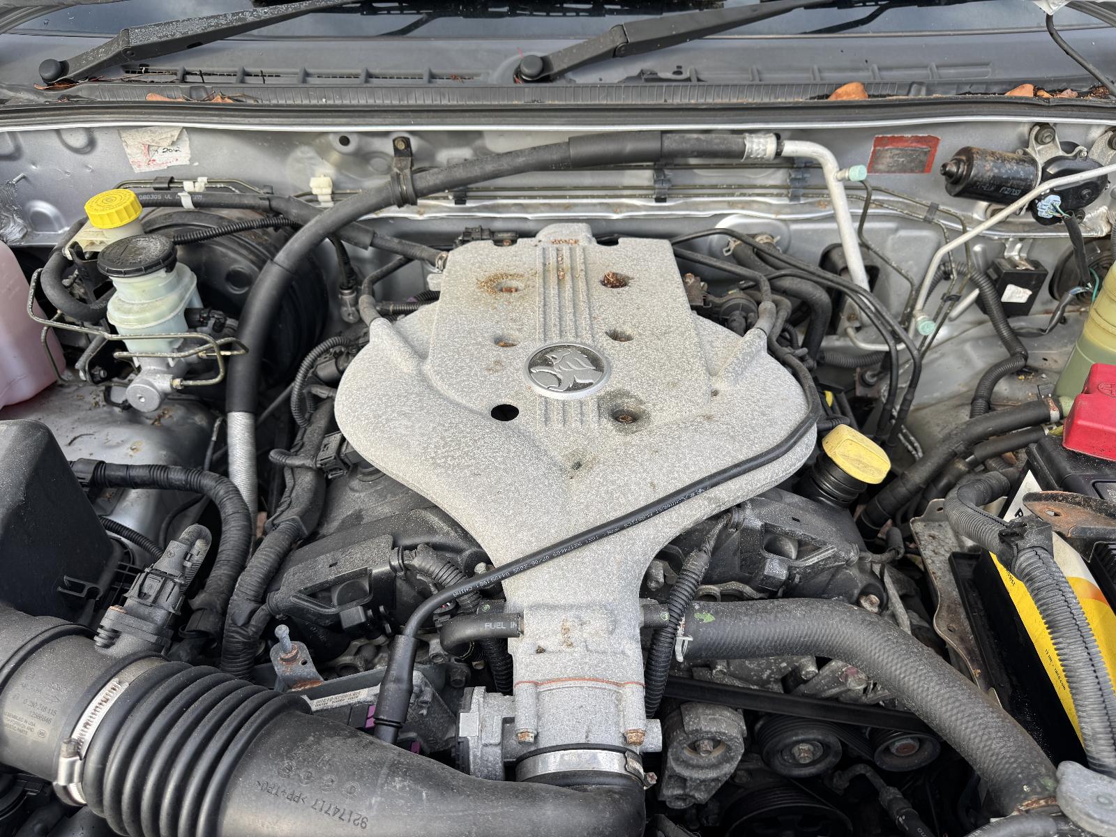 View HOLDEN RODEO 2006 2 Door Utility Breaking