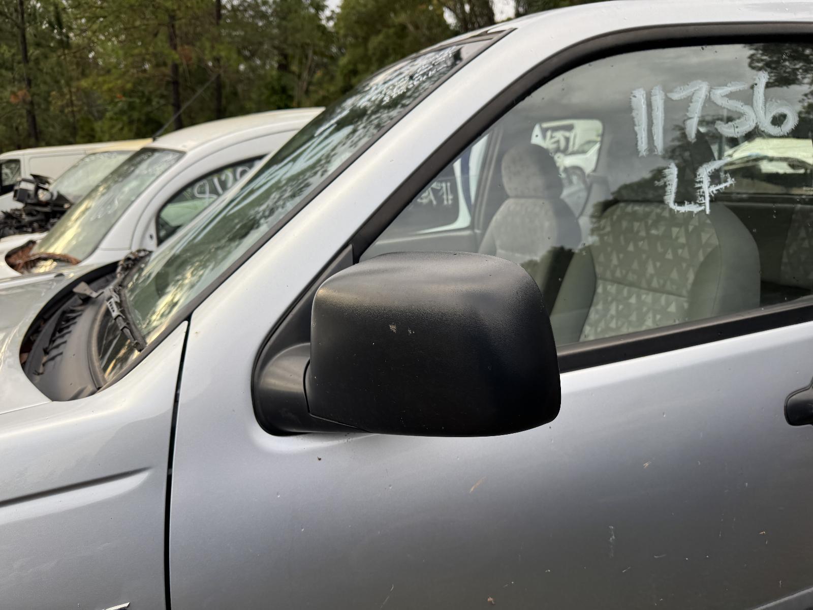 View HOLDEN RODEO 2006 2 Door Utility Breaking