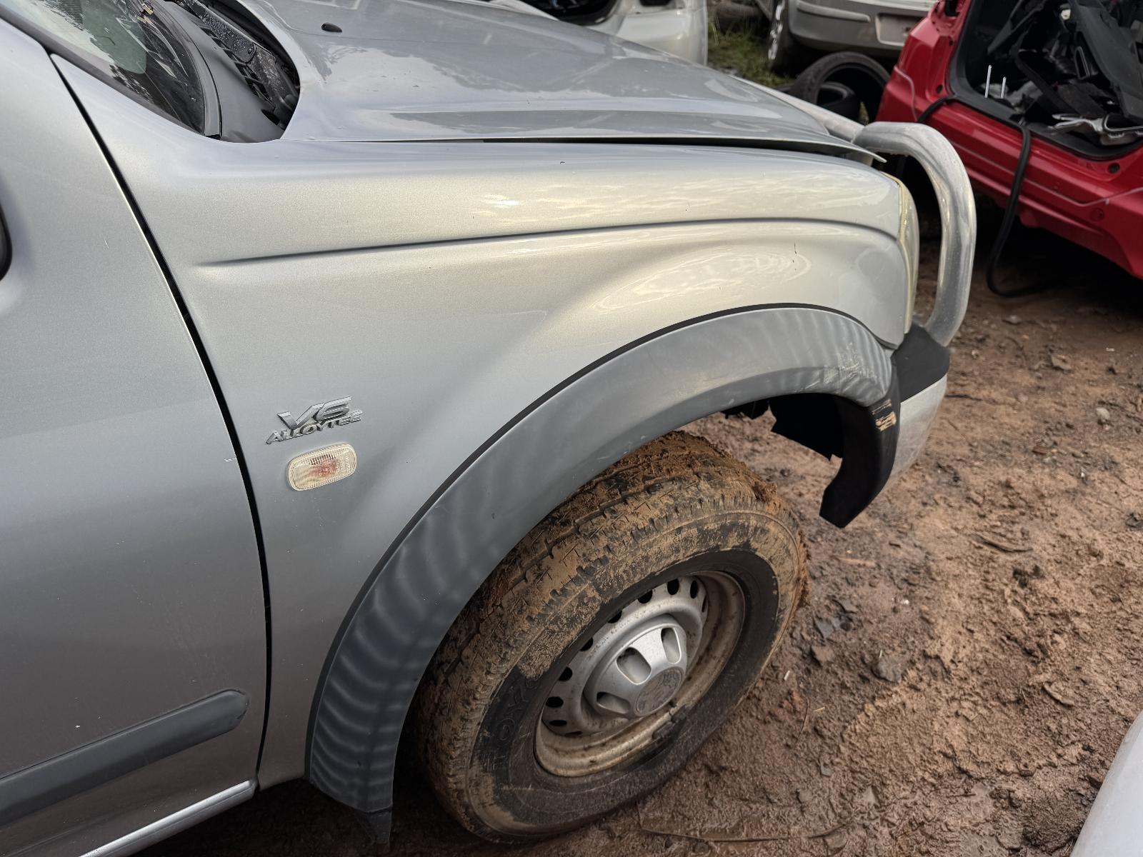 View HOLDEN RODEO 2006 2 Door Utility Breaking
