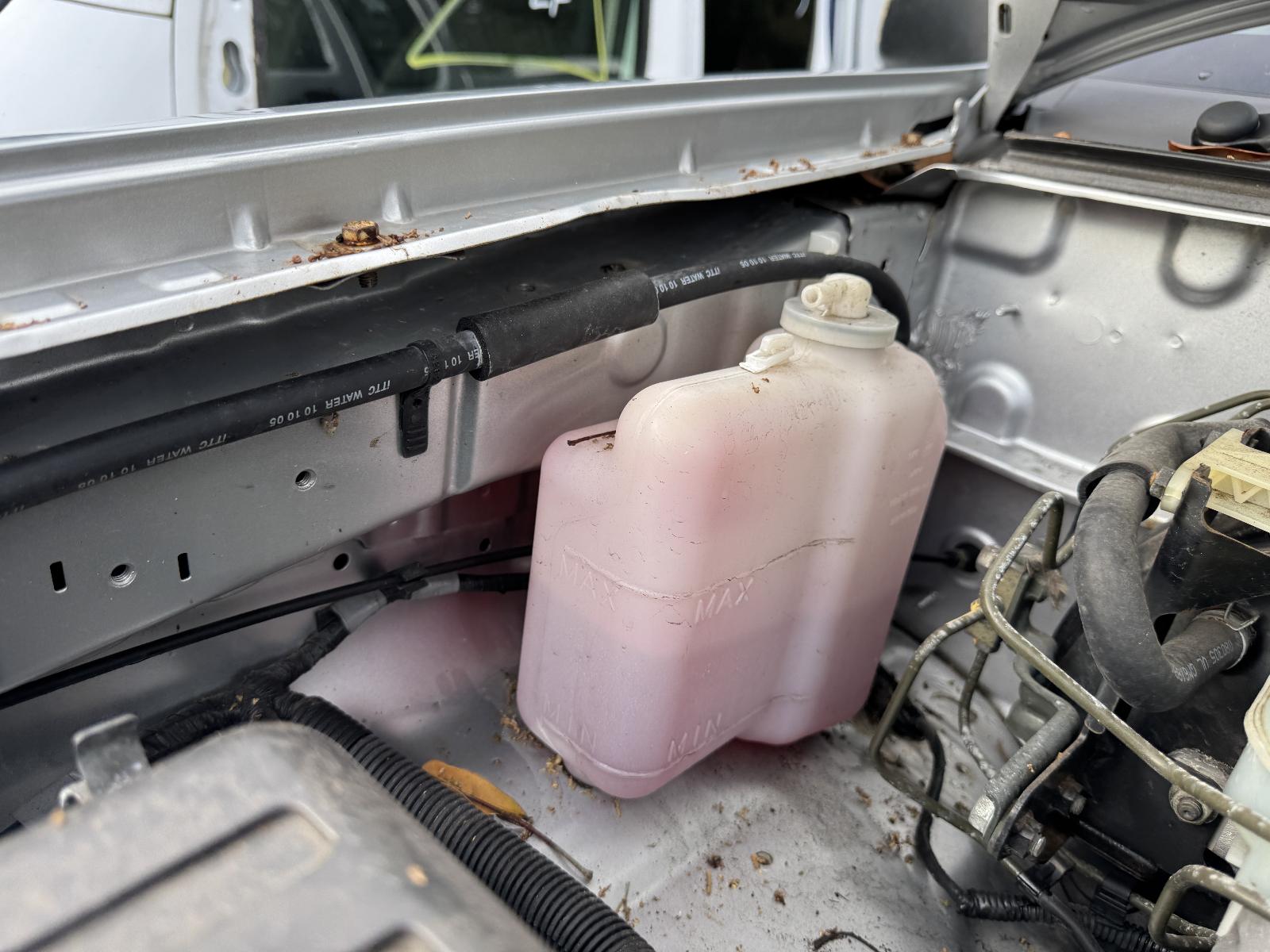 View HOLDEN RODEO 2006 2 Door Utility Breaking