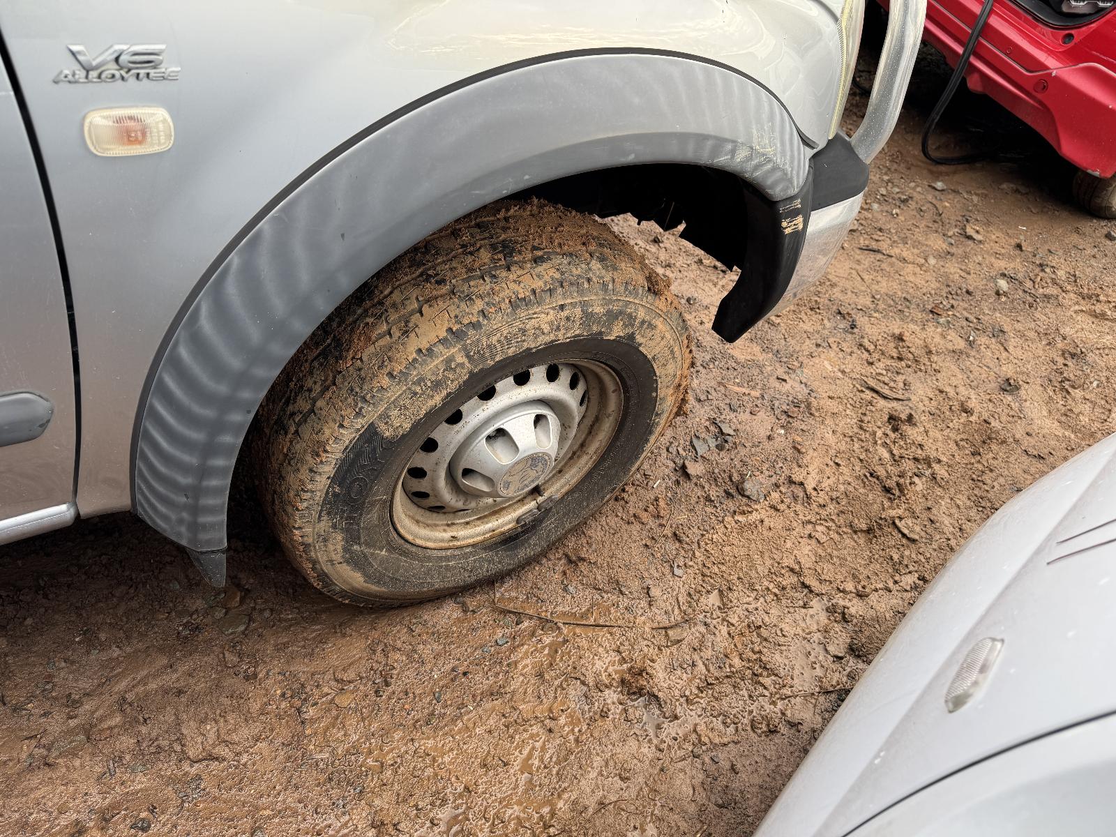 View HOLDEN RODEO 2006 2 Door Utility Breaking