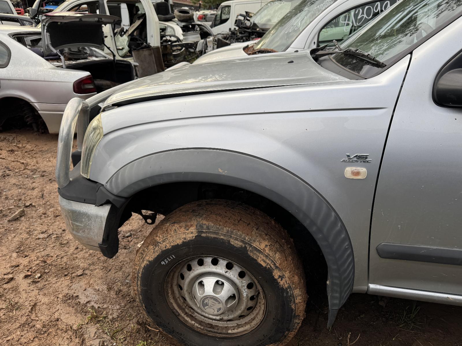 View HOLDEN RODEO 2006 2 Door Utility Breaking
