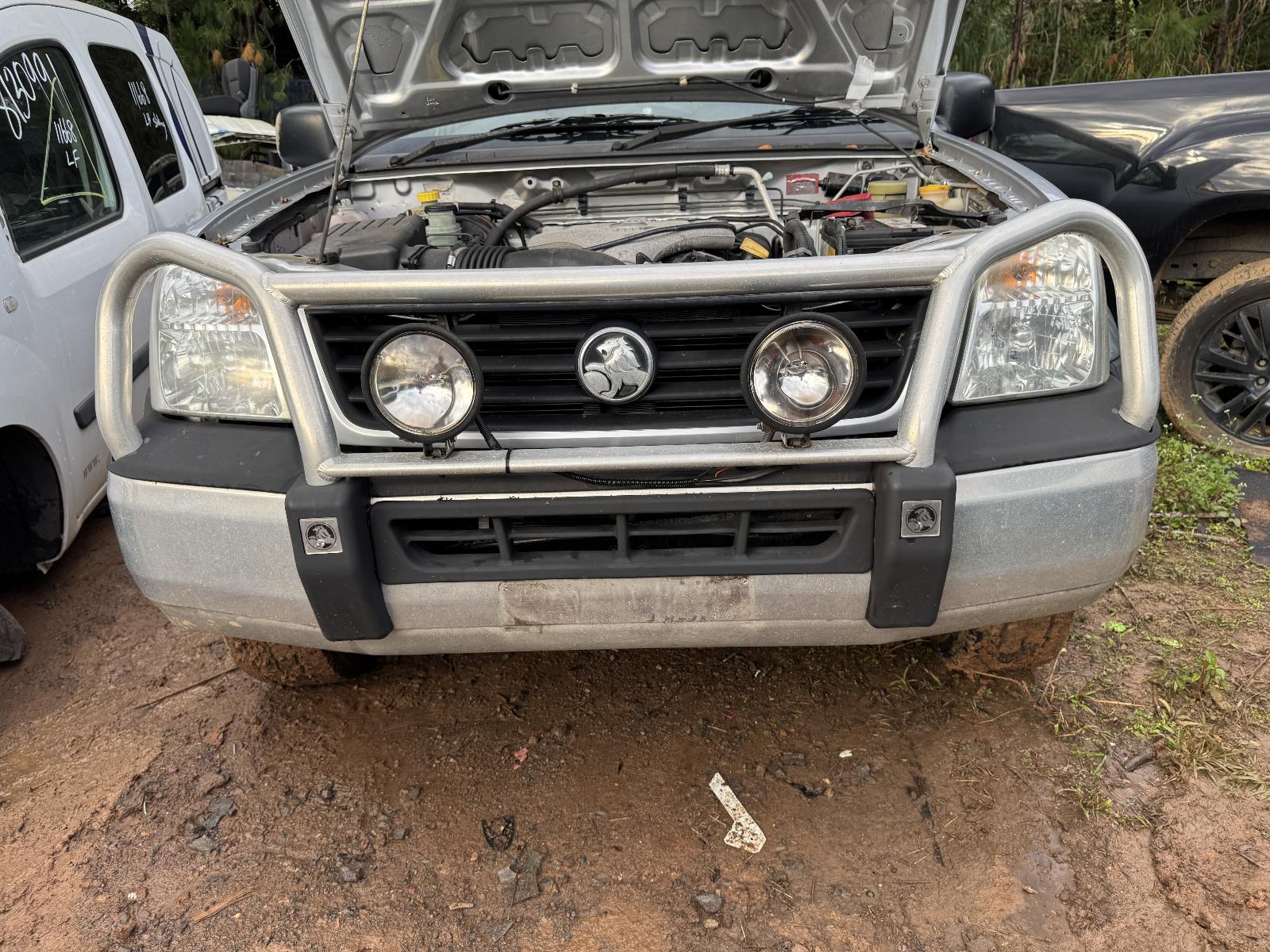 View HOLDEN RODEO 2006 2 Door Utility Breaking