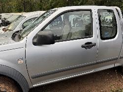 View HOLDEN RODEO 2006 2 Door Utility Breaking