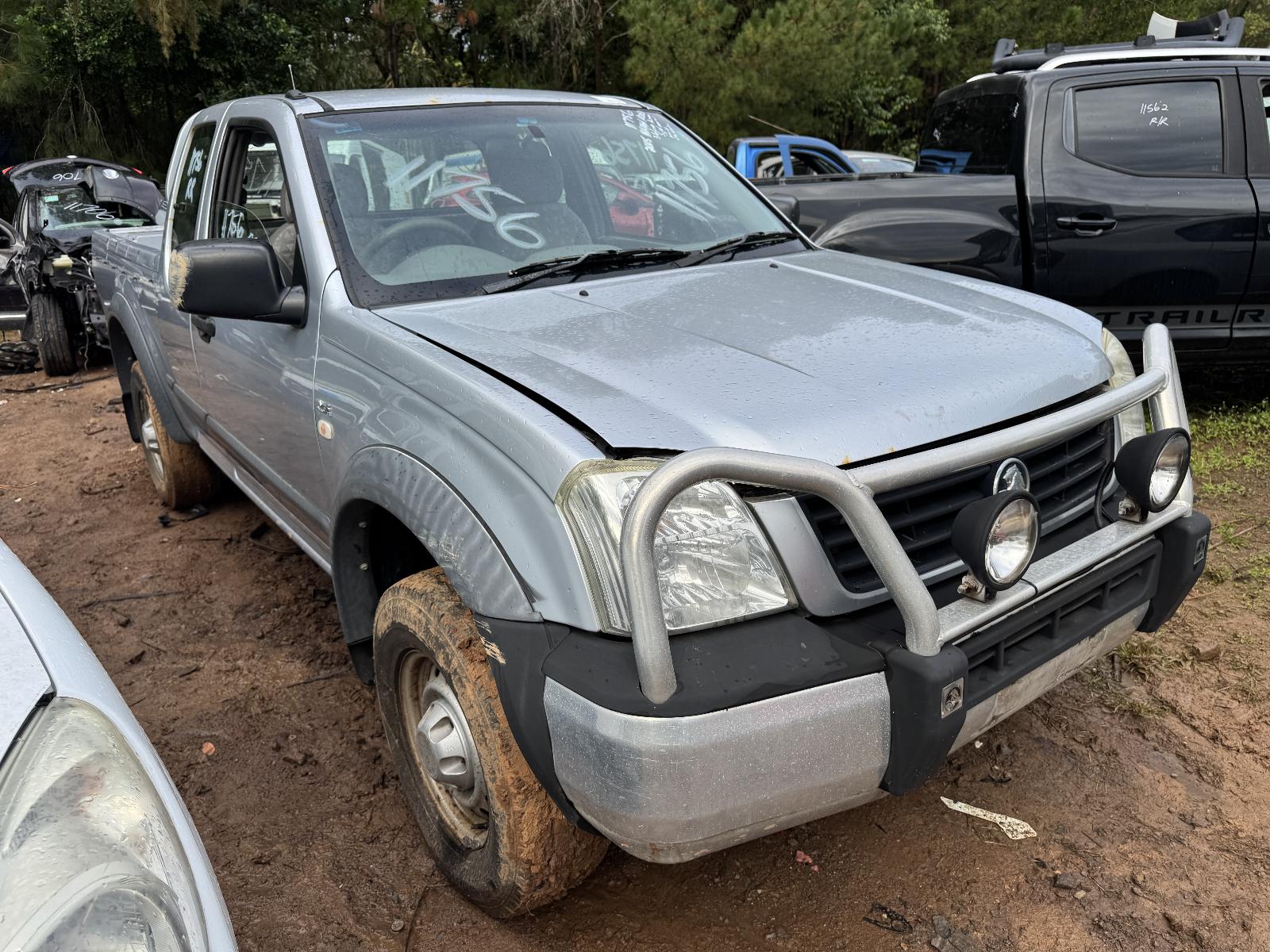 View HOLDEN RODEO 2006 2 Door Utility Breaking