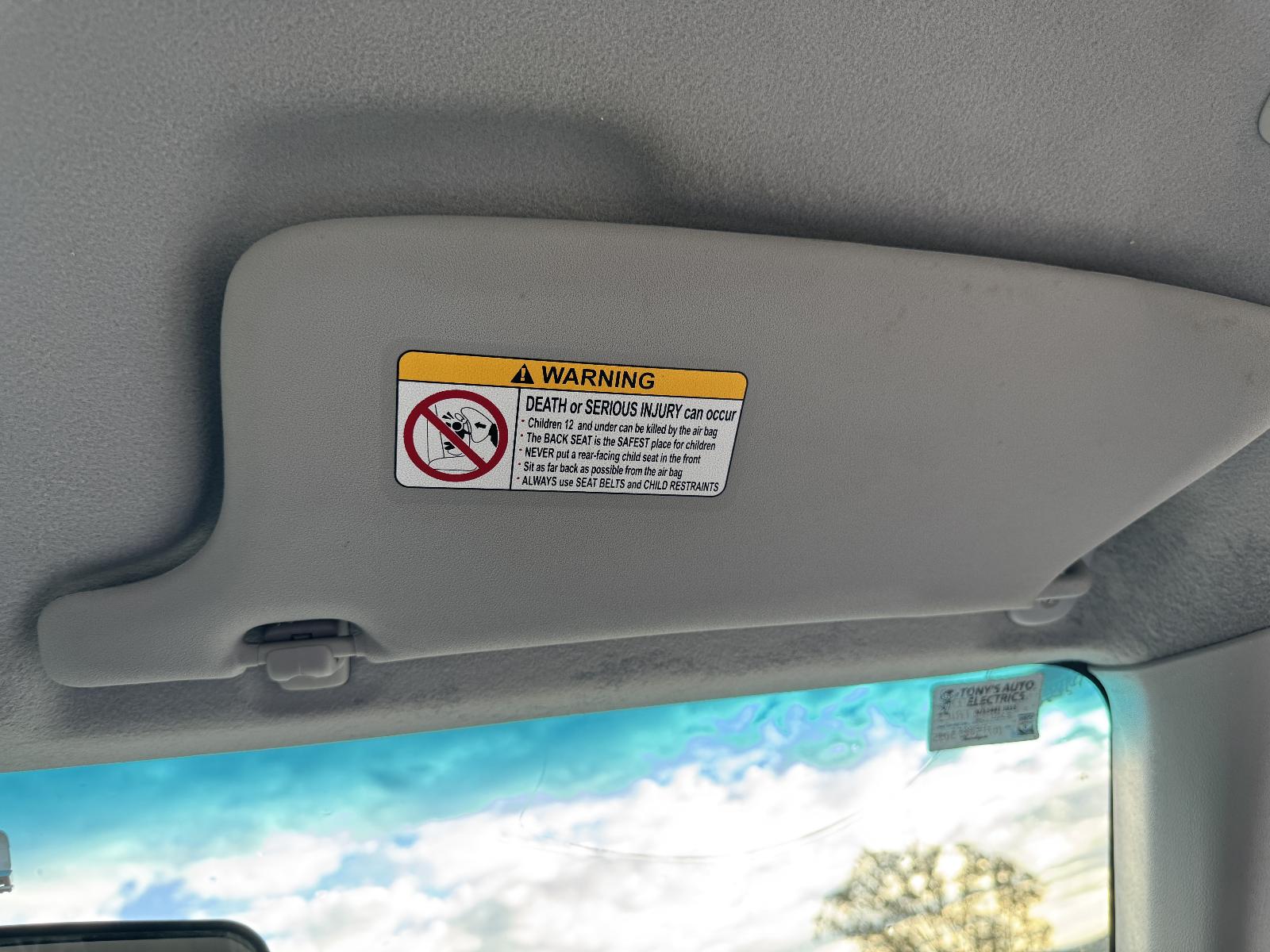 View HOLDEN RODEO 2006 2 Door Utility Breaking