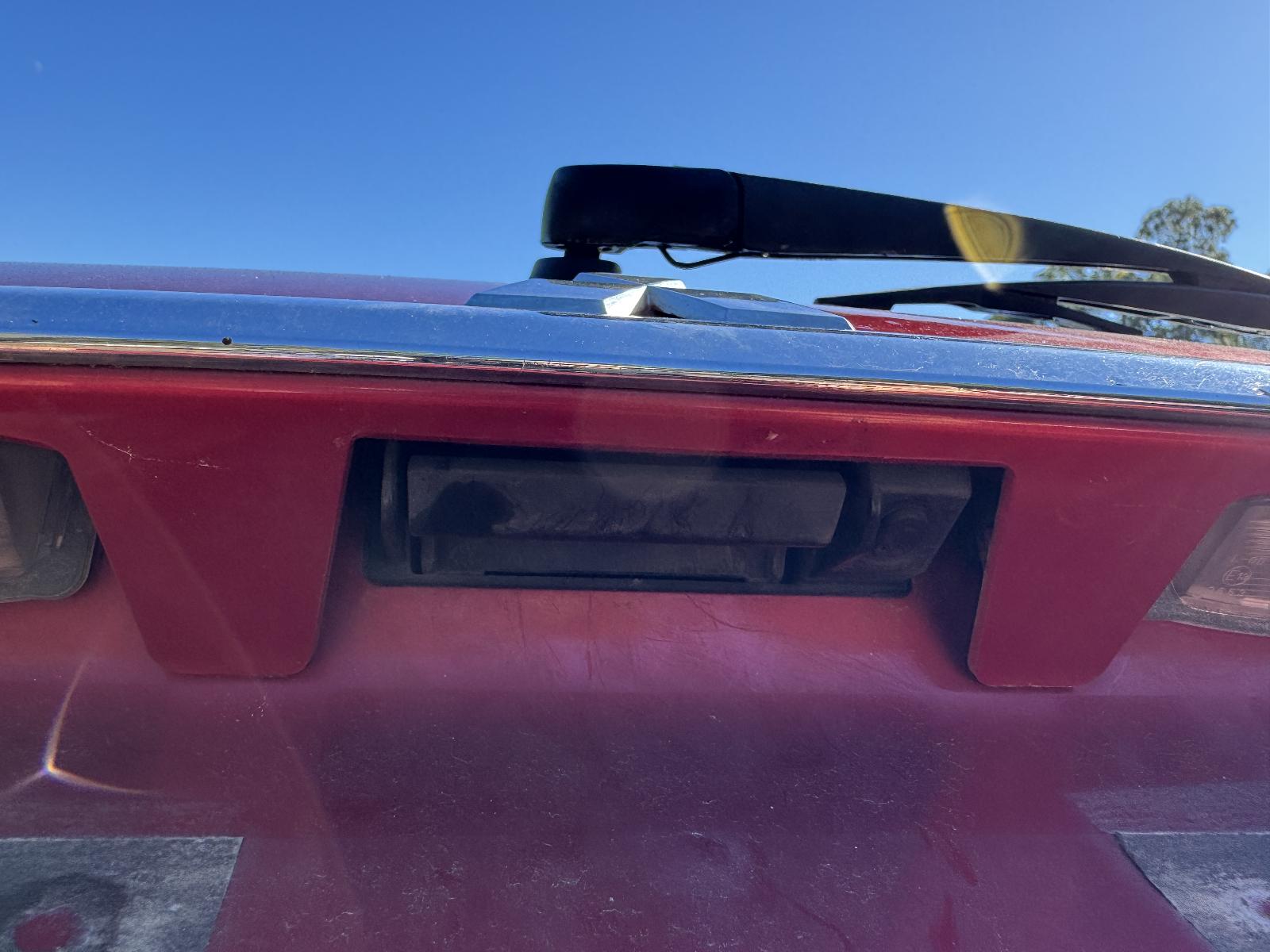 View MITSUBISHI OUTLANDER 2010 5 Door Station Wagon Breaking