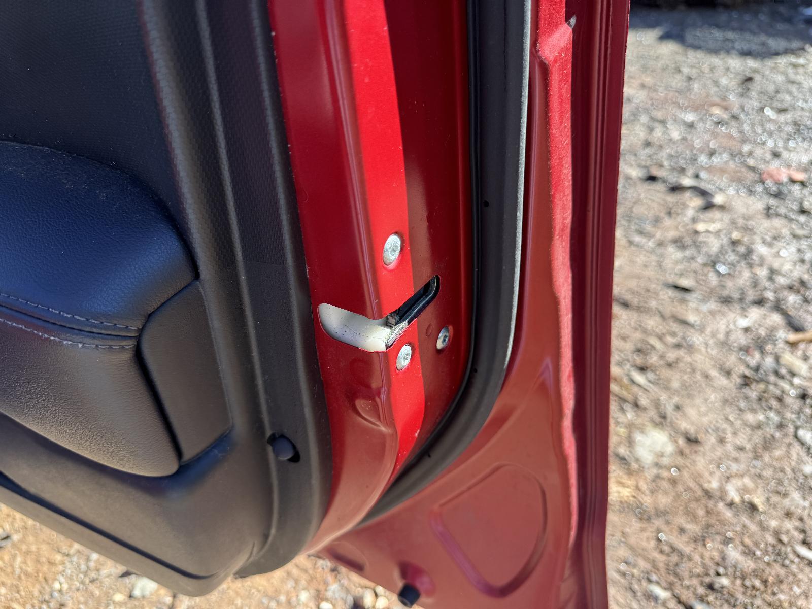 View MITSUBISHI OUTLANDER 2010 5 Door Station Wagon Breaking