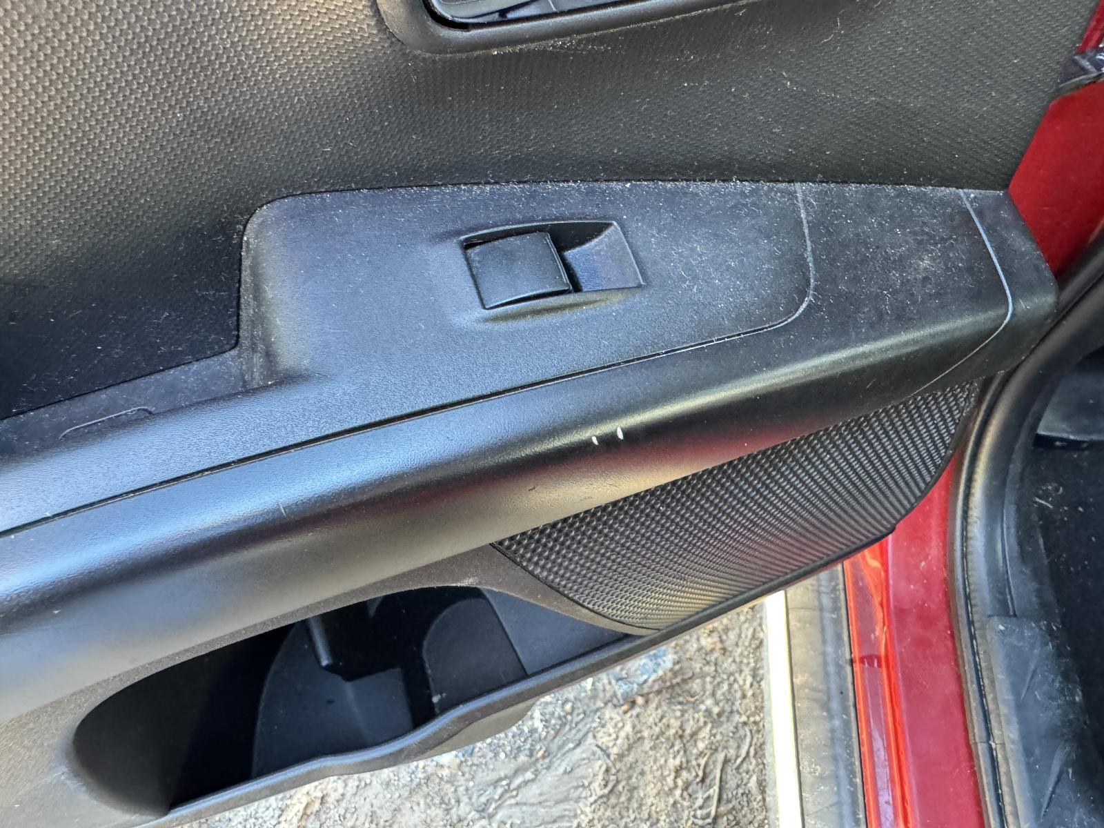 View MITSUBISHI OUTLANDER 2010 5 Door Station Wagon Breaking