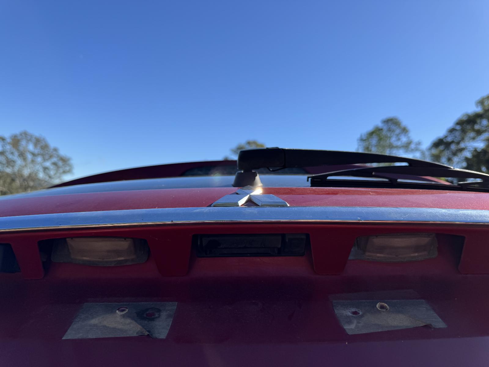 View MITSUBISHI OUTLANDER 2010 5 Door Station Wagon Breaking
