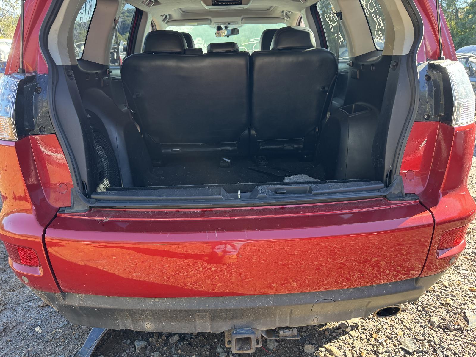 View MITSUBISHI OUTLANDER 2010 5 Door Station Wagon Breaking