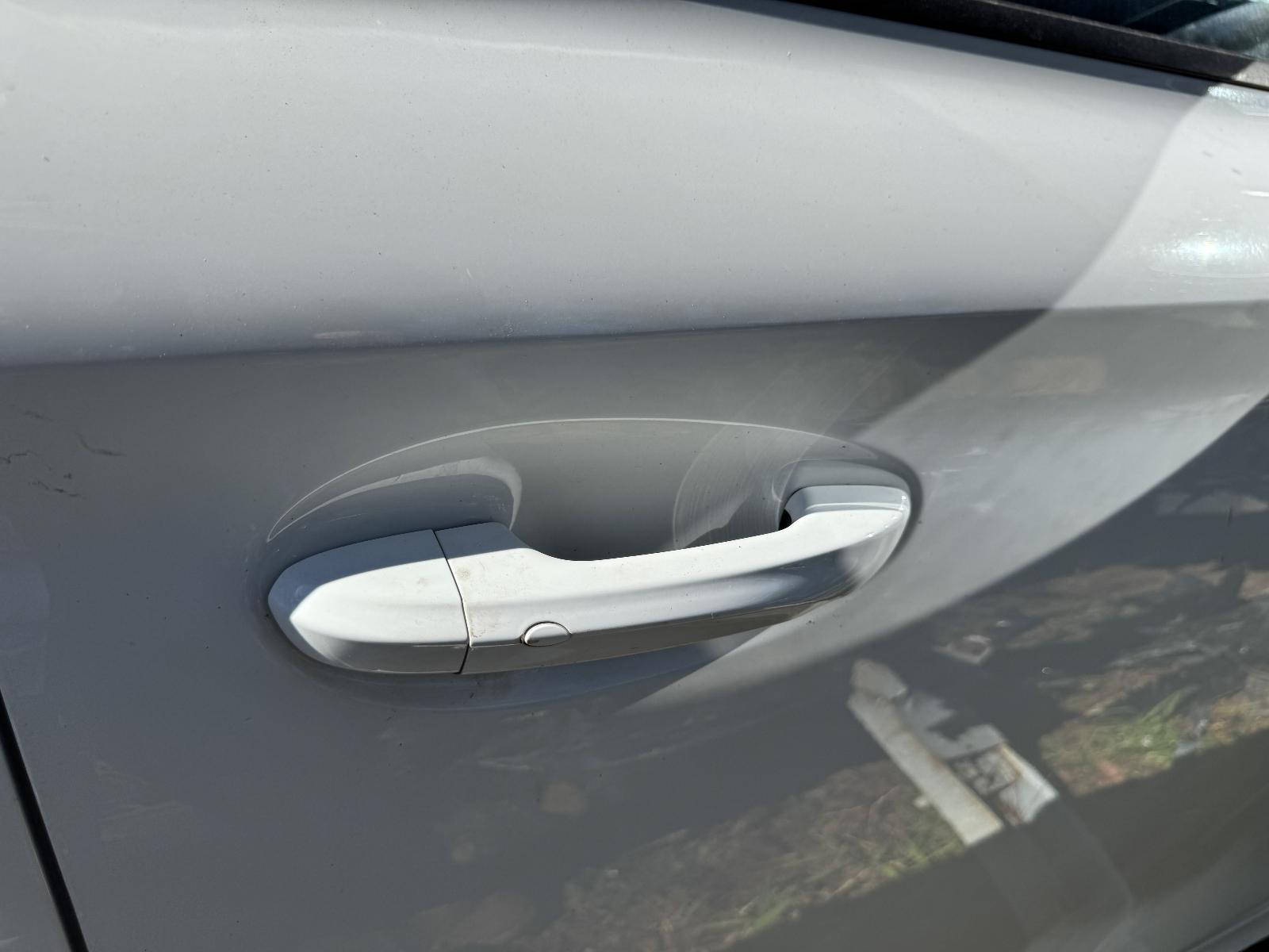 View MG MG5 2023 4 Door Sedan Breaking