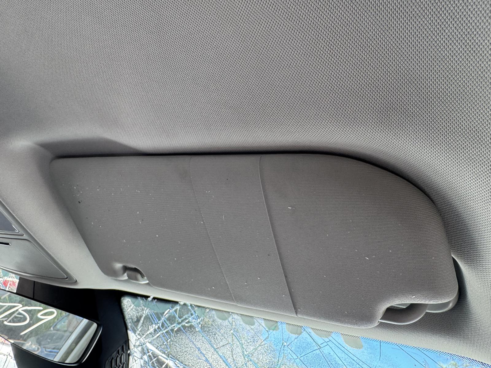 View MG MG5 2023 4 Door Sedan Breaking