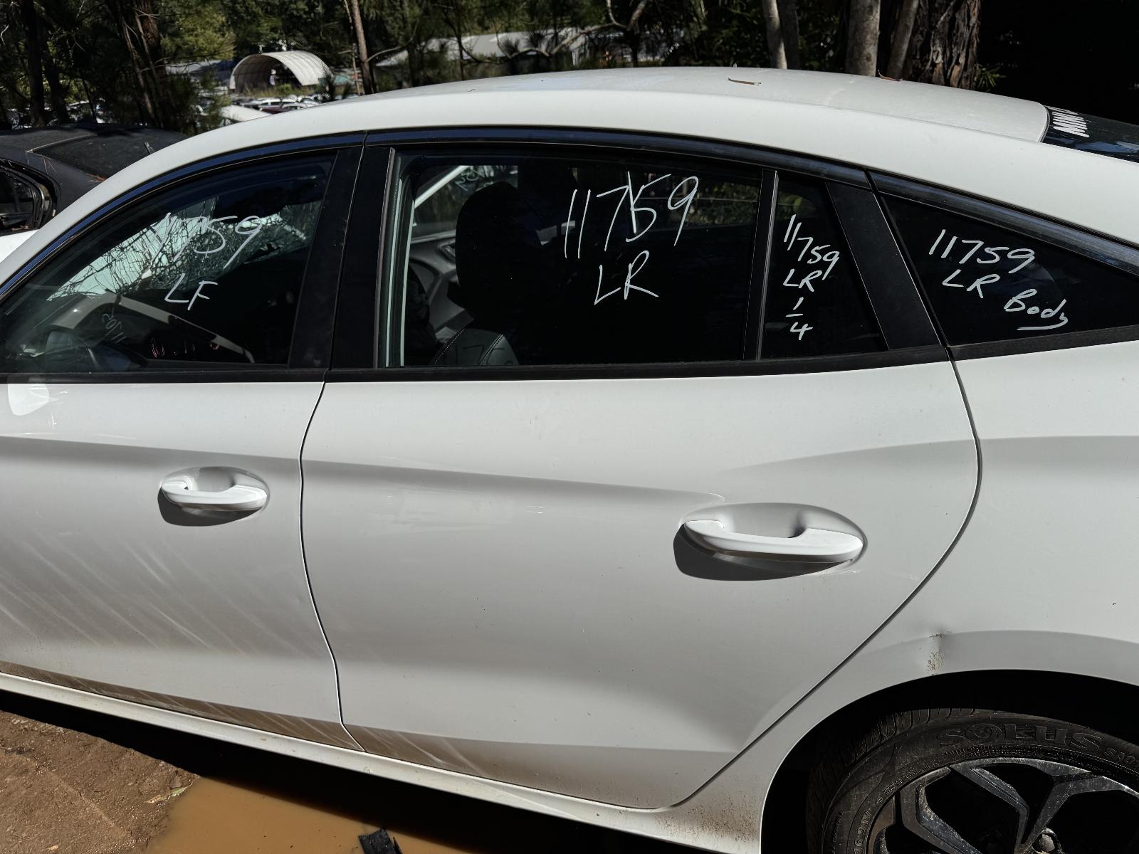 View MG MG5 2023 4 Door Sedan Breaking